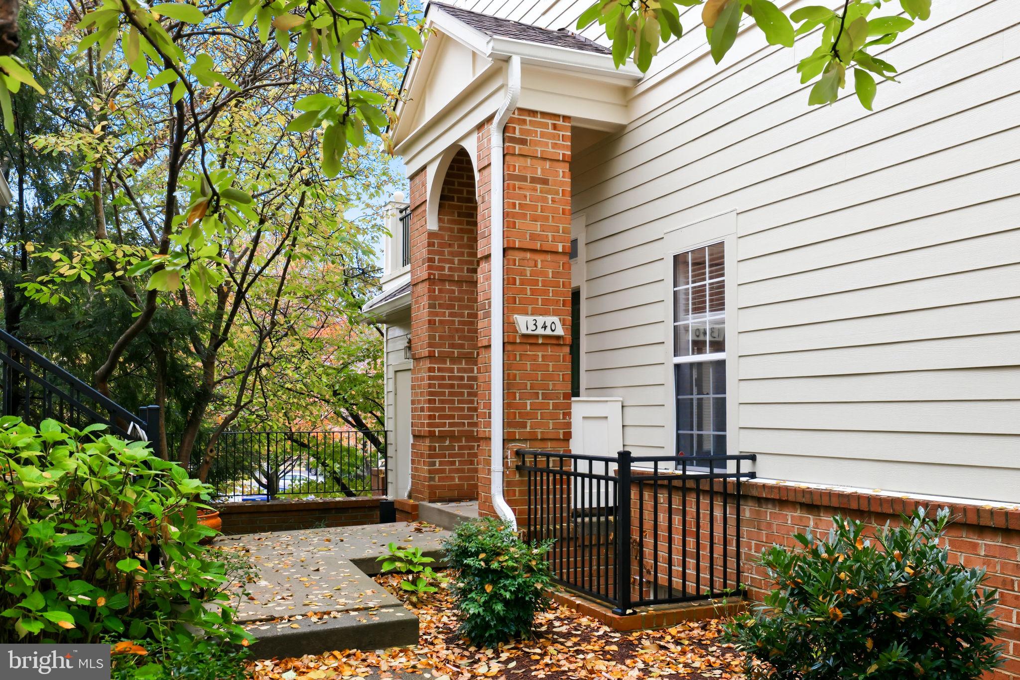 BALDWIN GROVE - Residential Lease