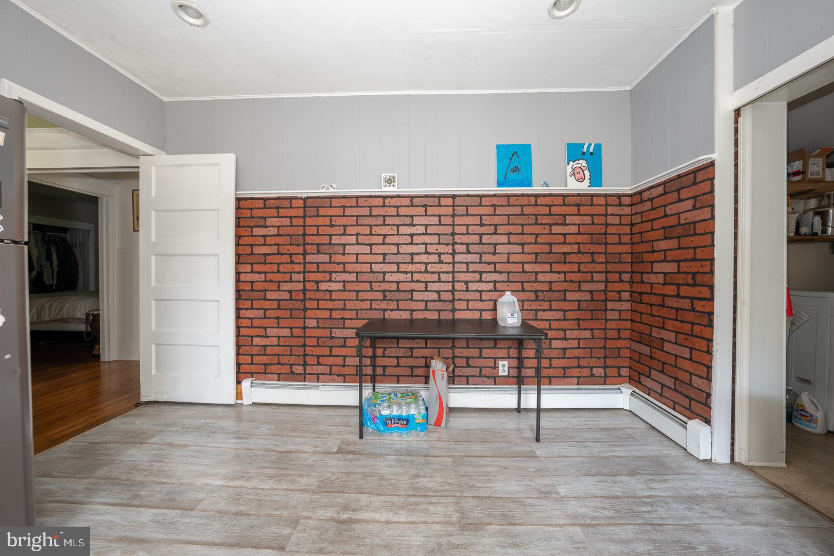 JEFFERSONVILLE - Residential