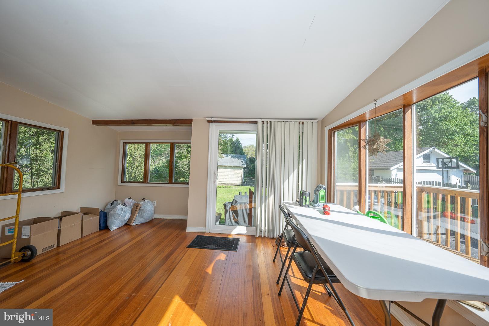 JEFFERSONVILLE - Residential