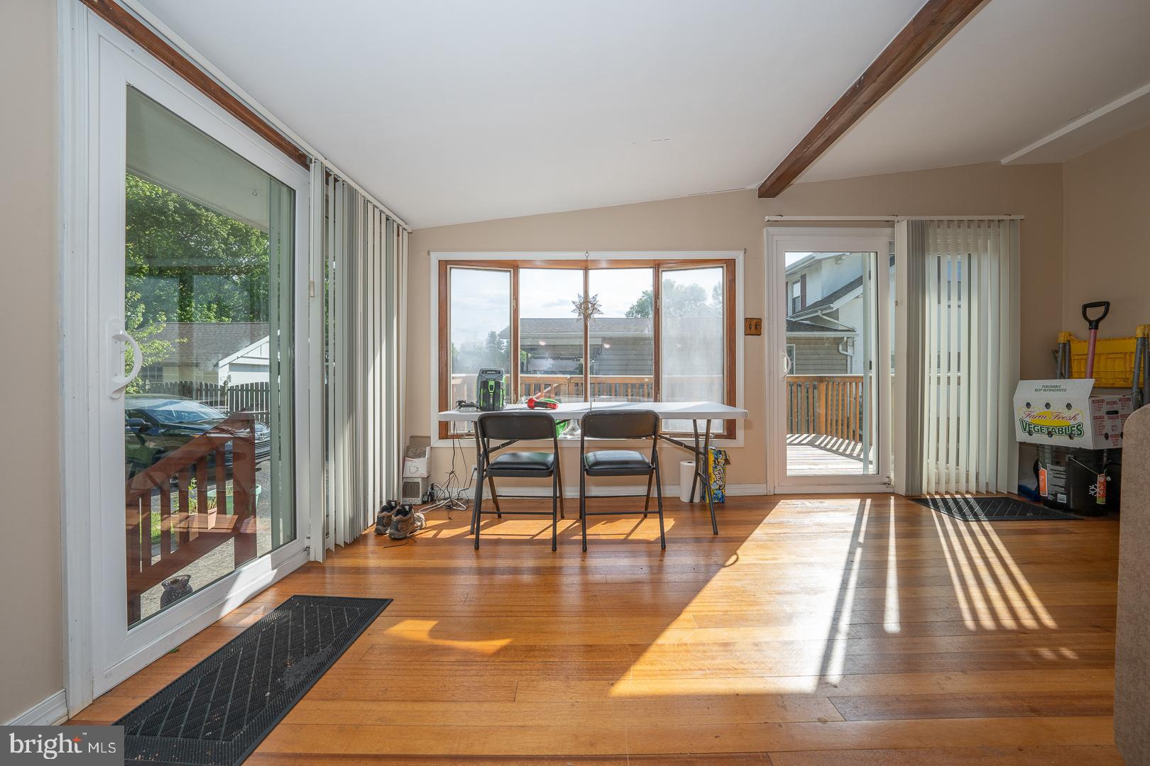 JEFFERSONVILLE - Residential