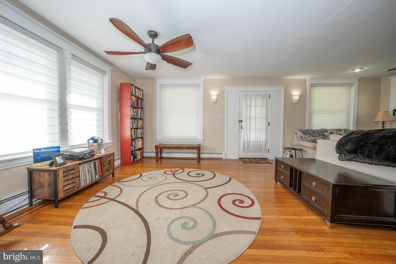 JEFFERSONVILLE - Residential