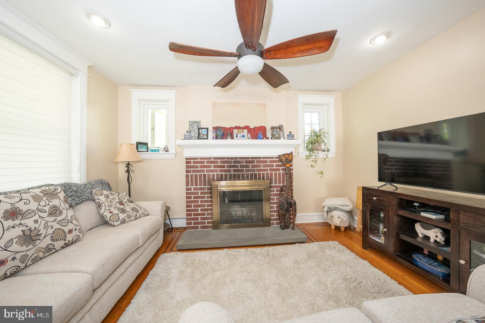 JEFFERSONVILLE - Residential