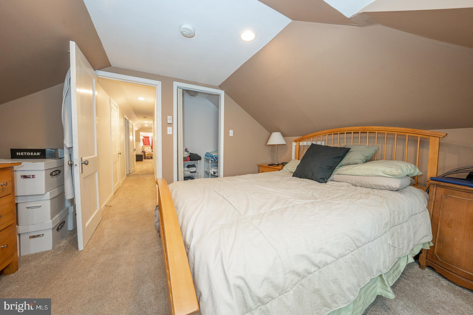 JEFFERSONVILLE - Residential