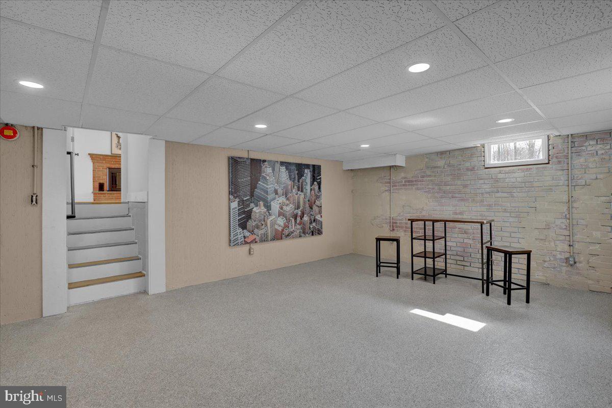 SUNSET GROVE - Residential