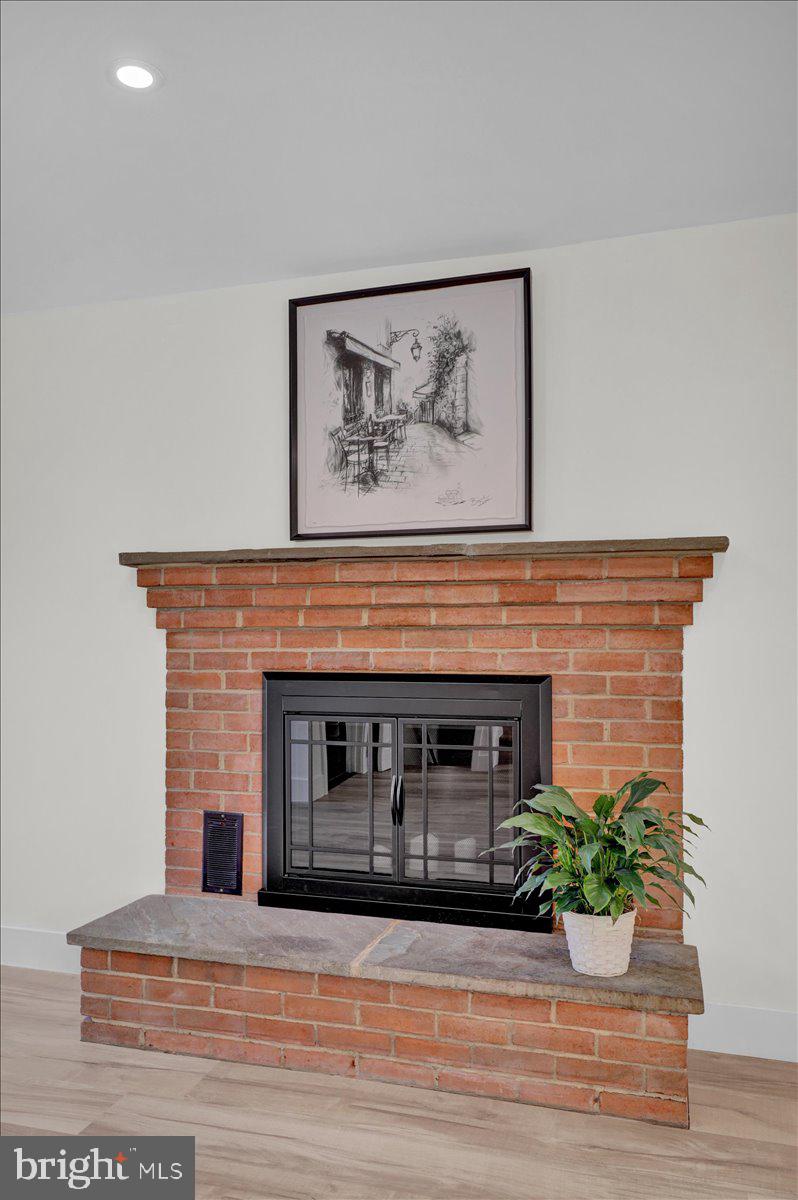 SUNSET GROVE - Residential