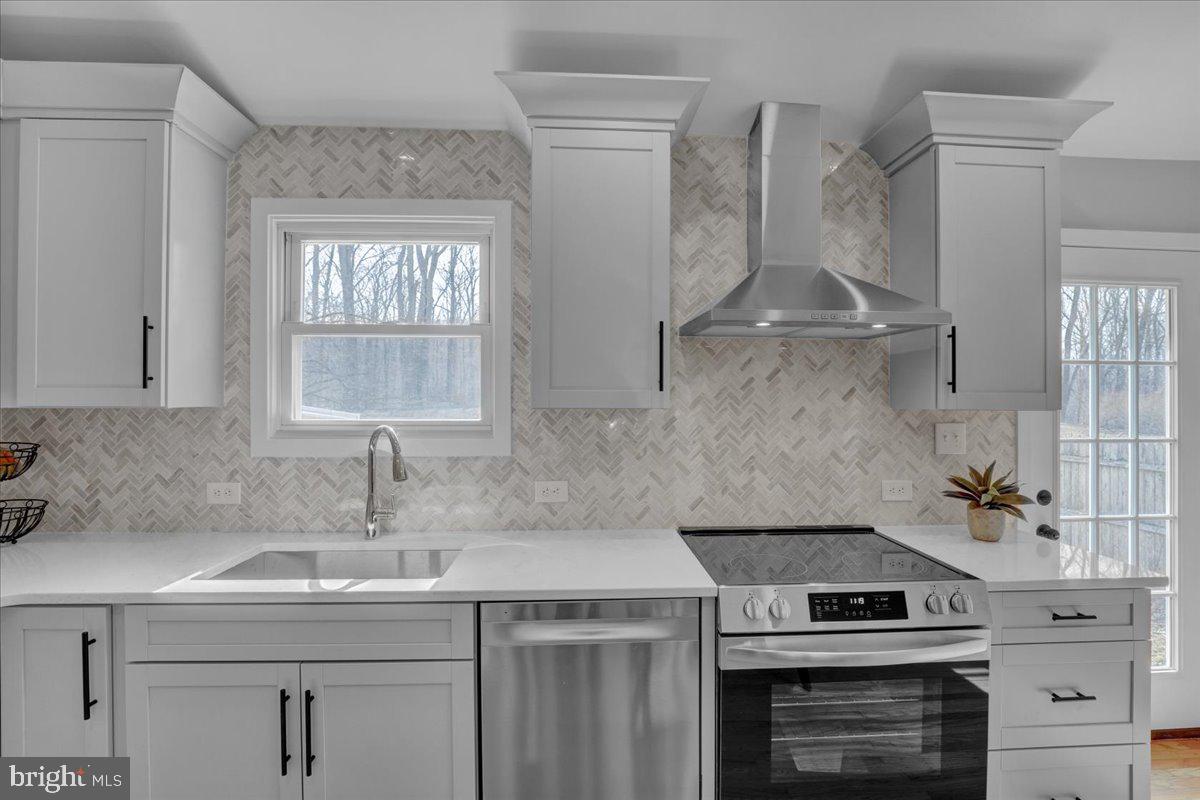 SUNSET GROVE - Residential