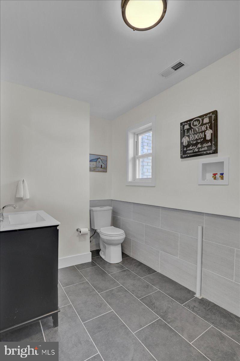 SUNSET GROVE - Residential