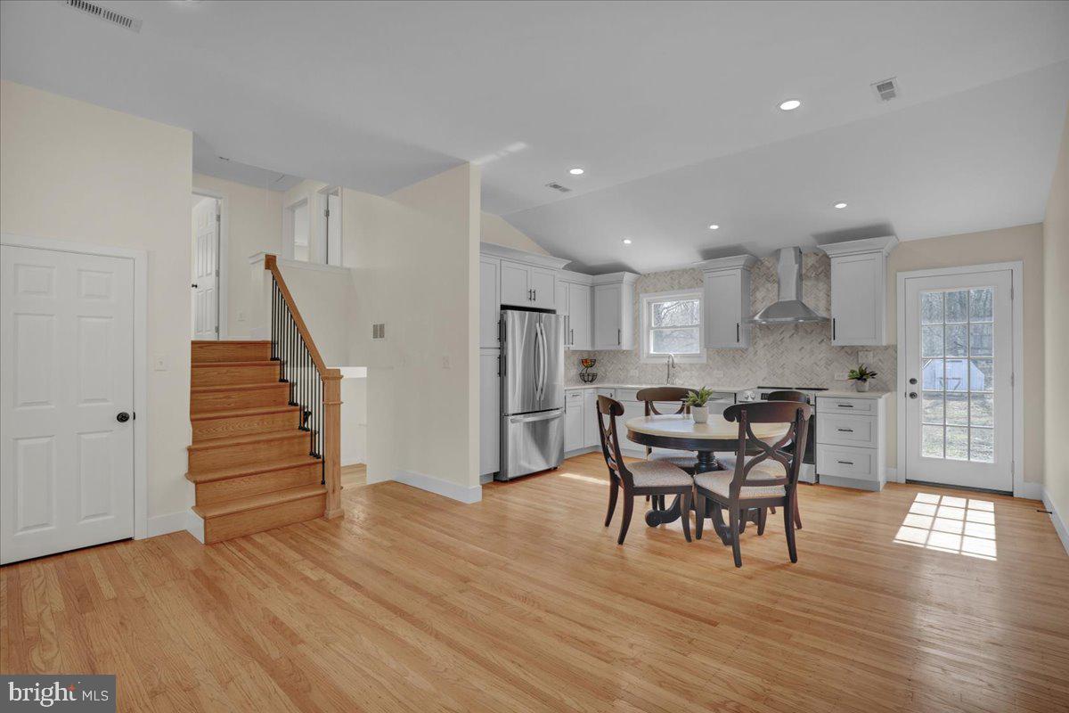 SUNSET GROVE - Residential