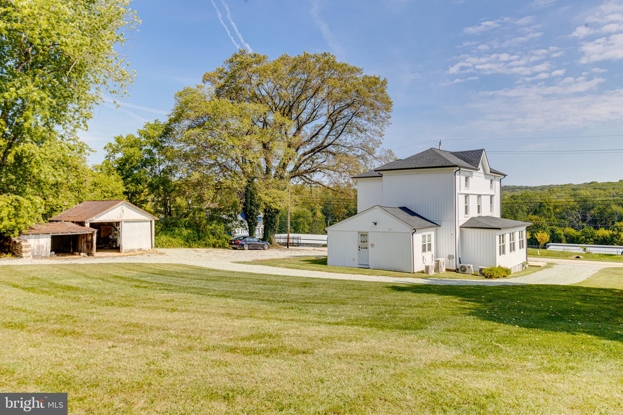 PERRYVILLE - Residential