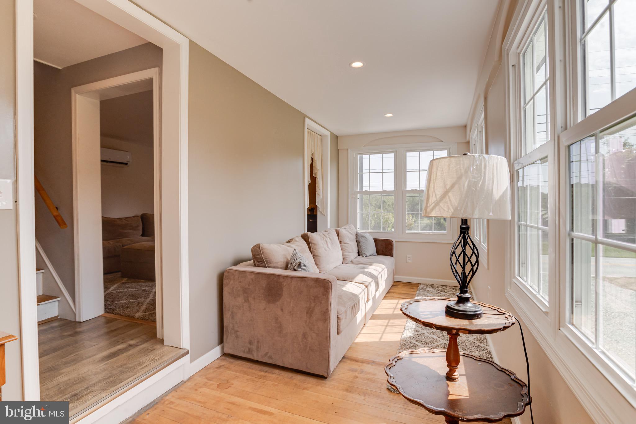 PERRYVILLE - Residential