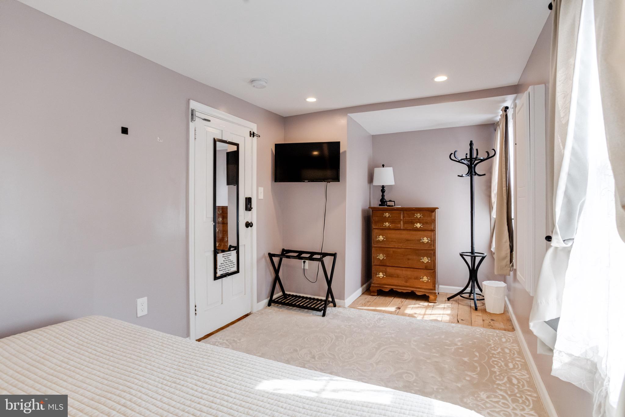 PERRYVILLE - Residential