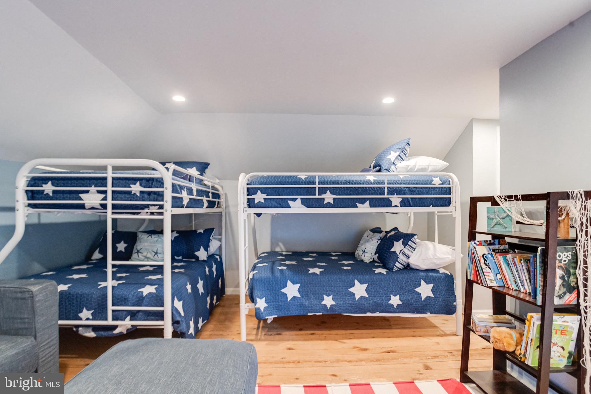 PERRYVILLE - Residential