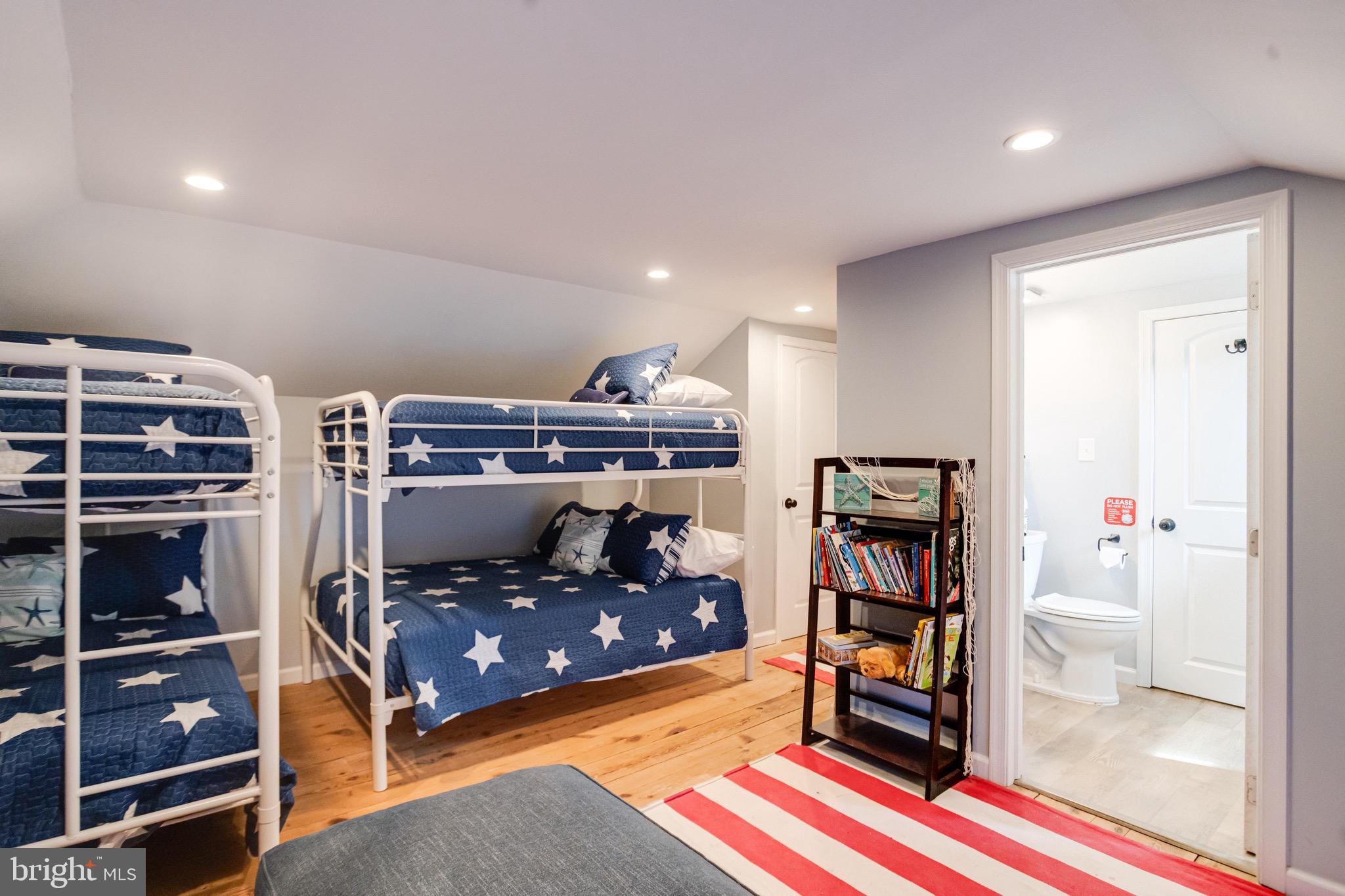 PERRYVILLE - Residential