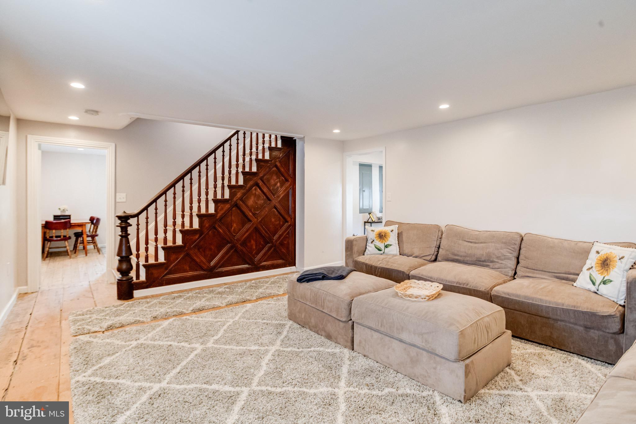 PERRYVILLE - Residential