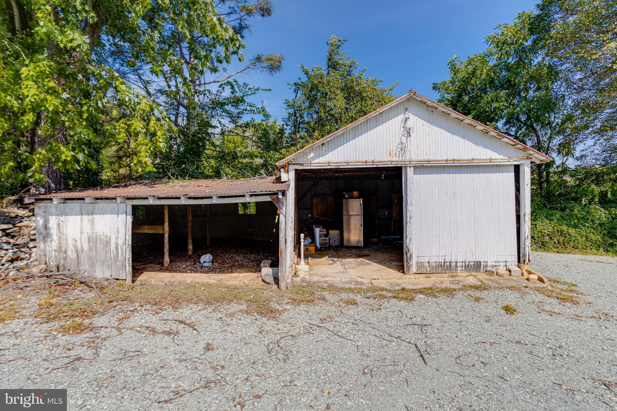 PERRYVILLE - Residential