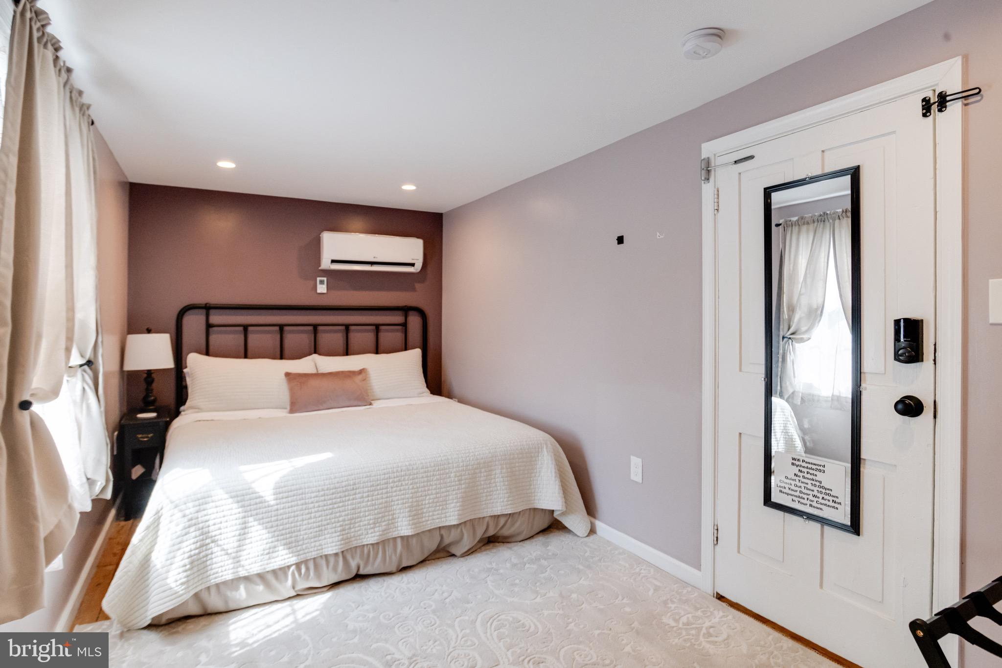 PERRYVILLE - Residential