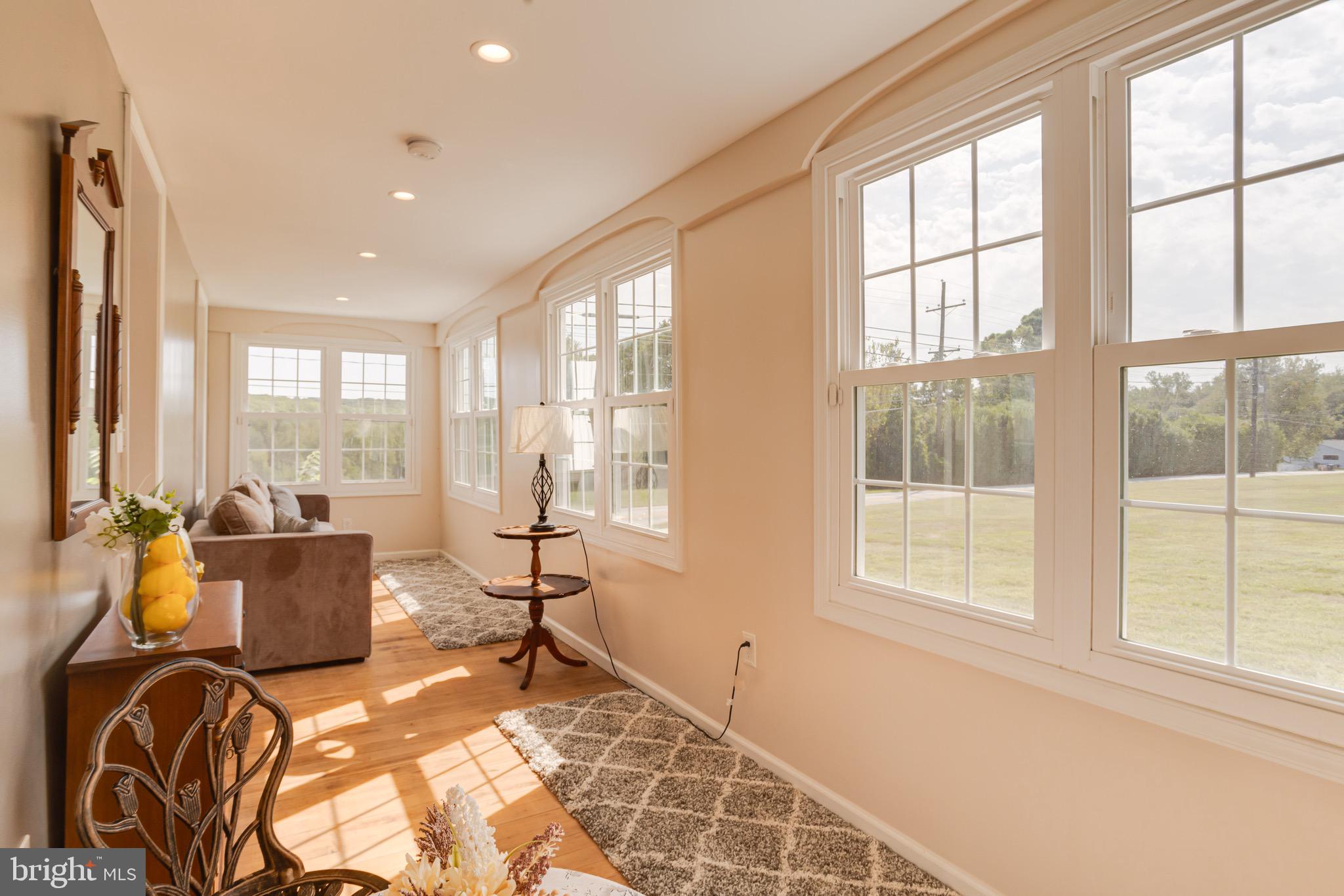 PERRYVILLE - Residential