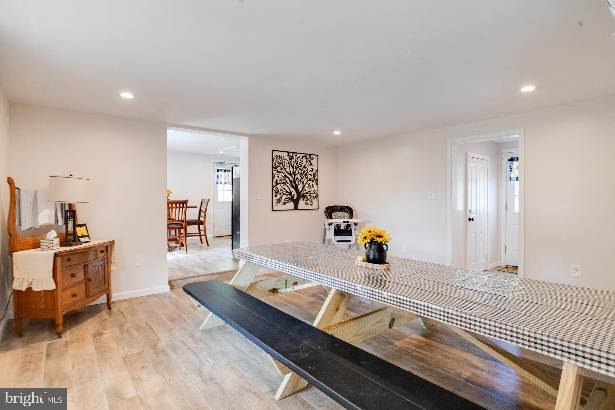 PERRYVILLE - Residential