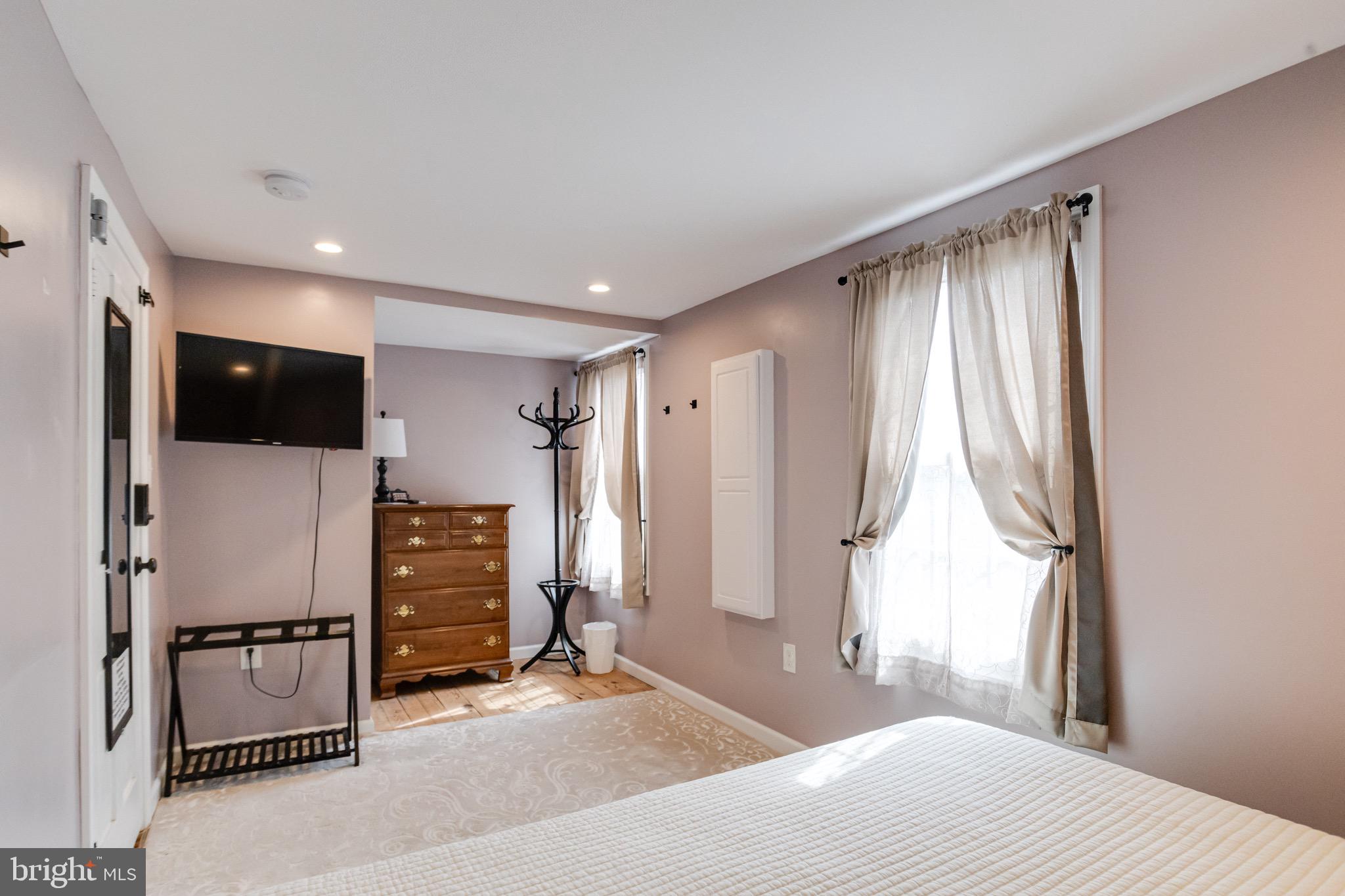 PERRYVILLE - Residential