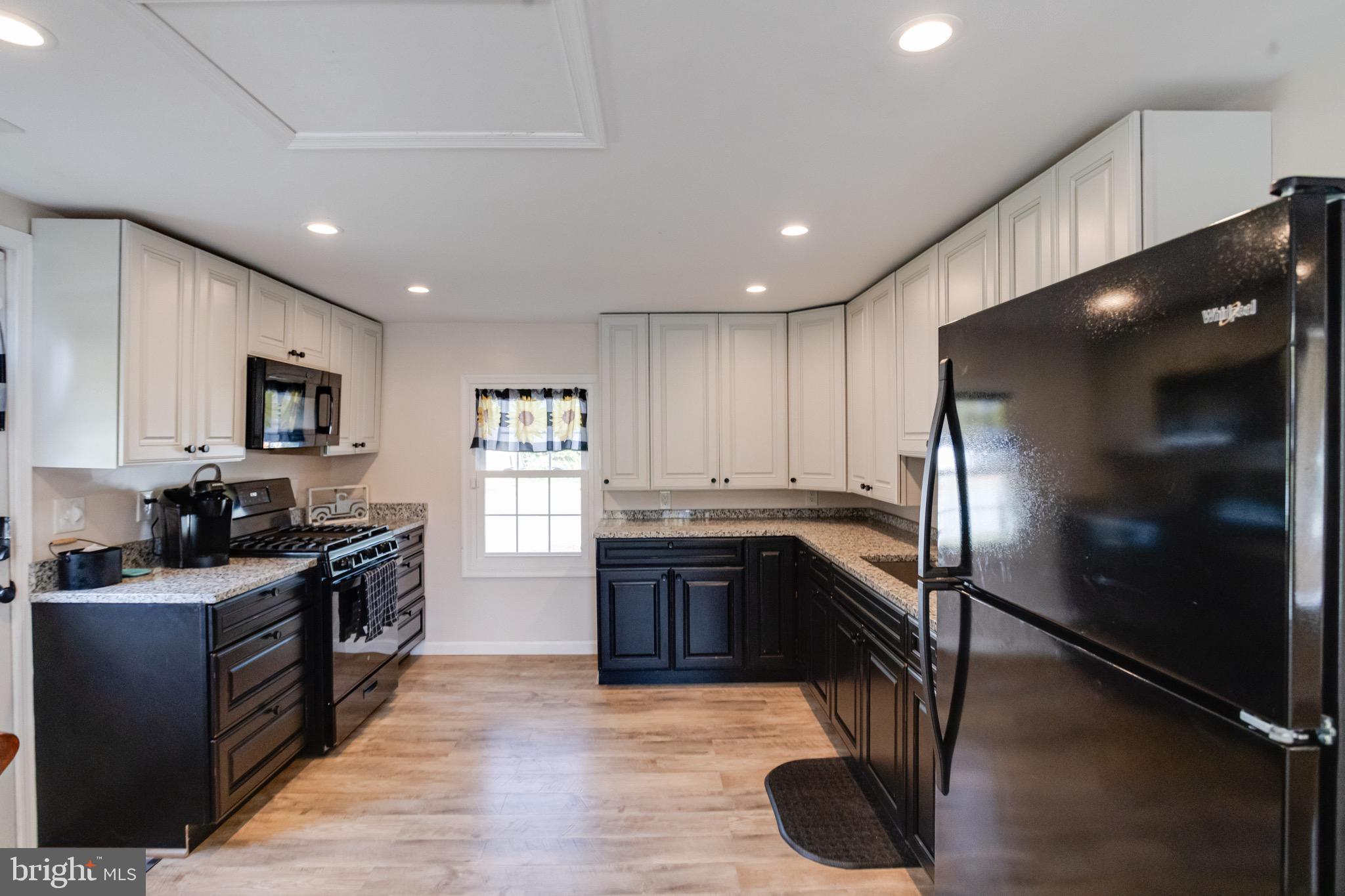 PERRYVILLE - Residential