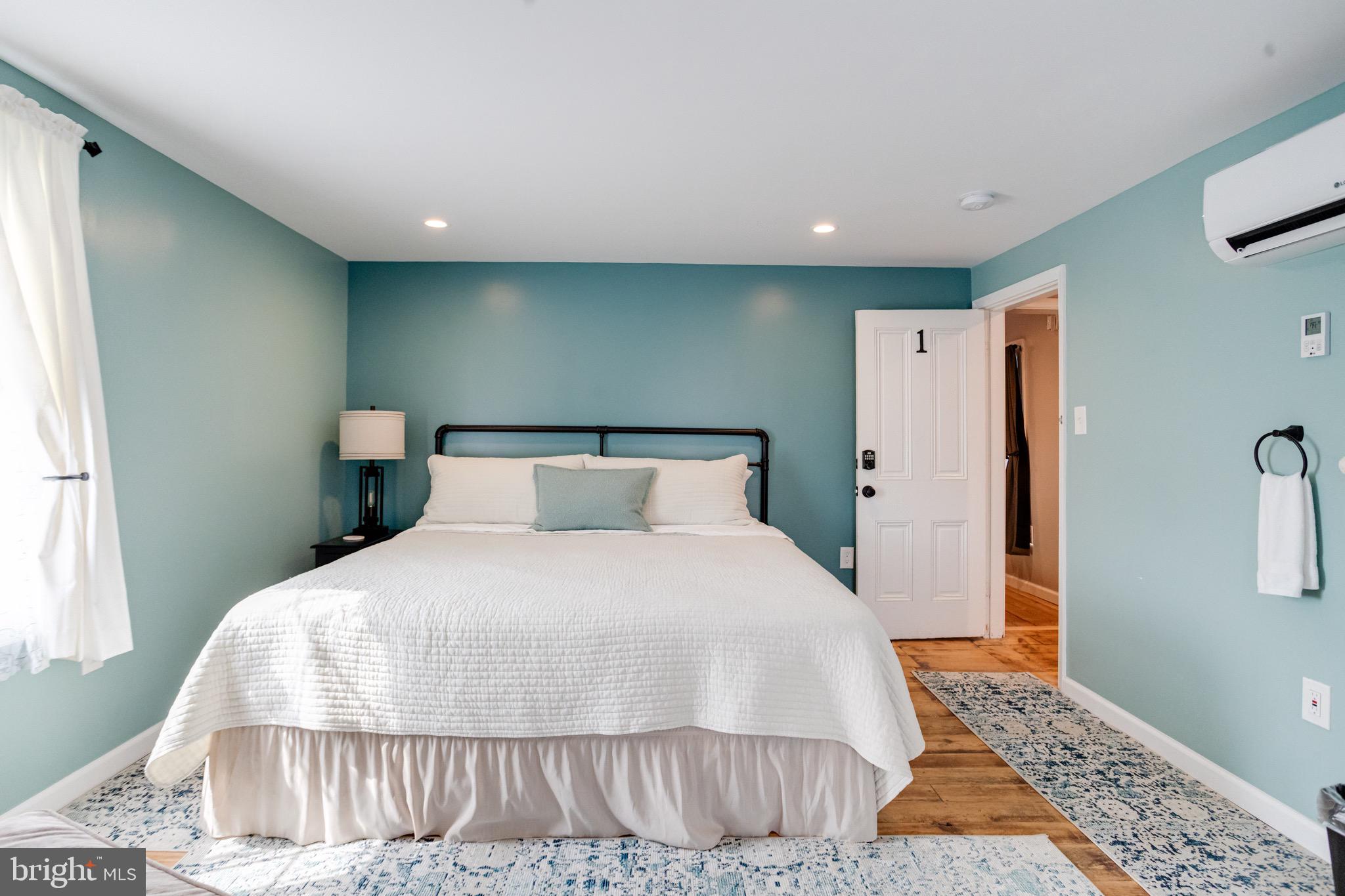 PERRYVILLE - Residential