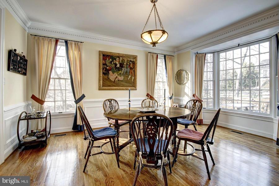 RIVER FALLS - Residential