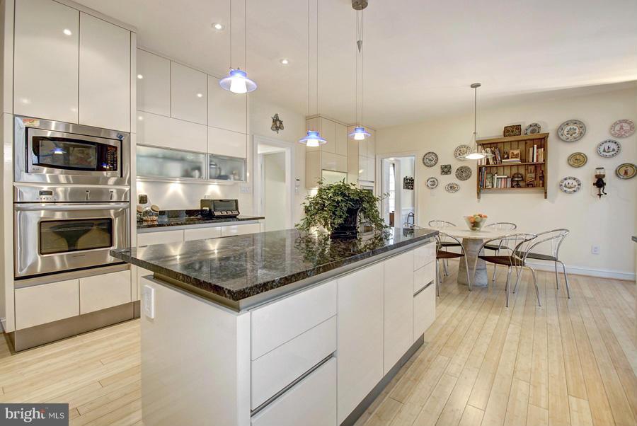 RIVER FALLS - Residential