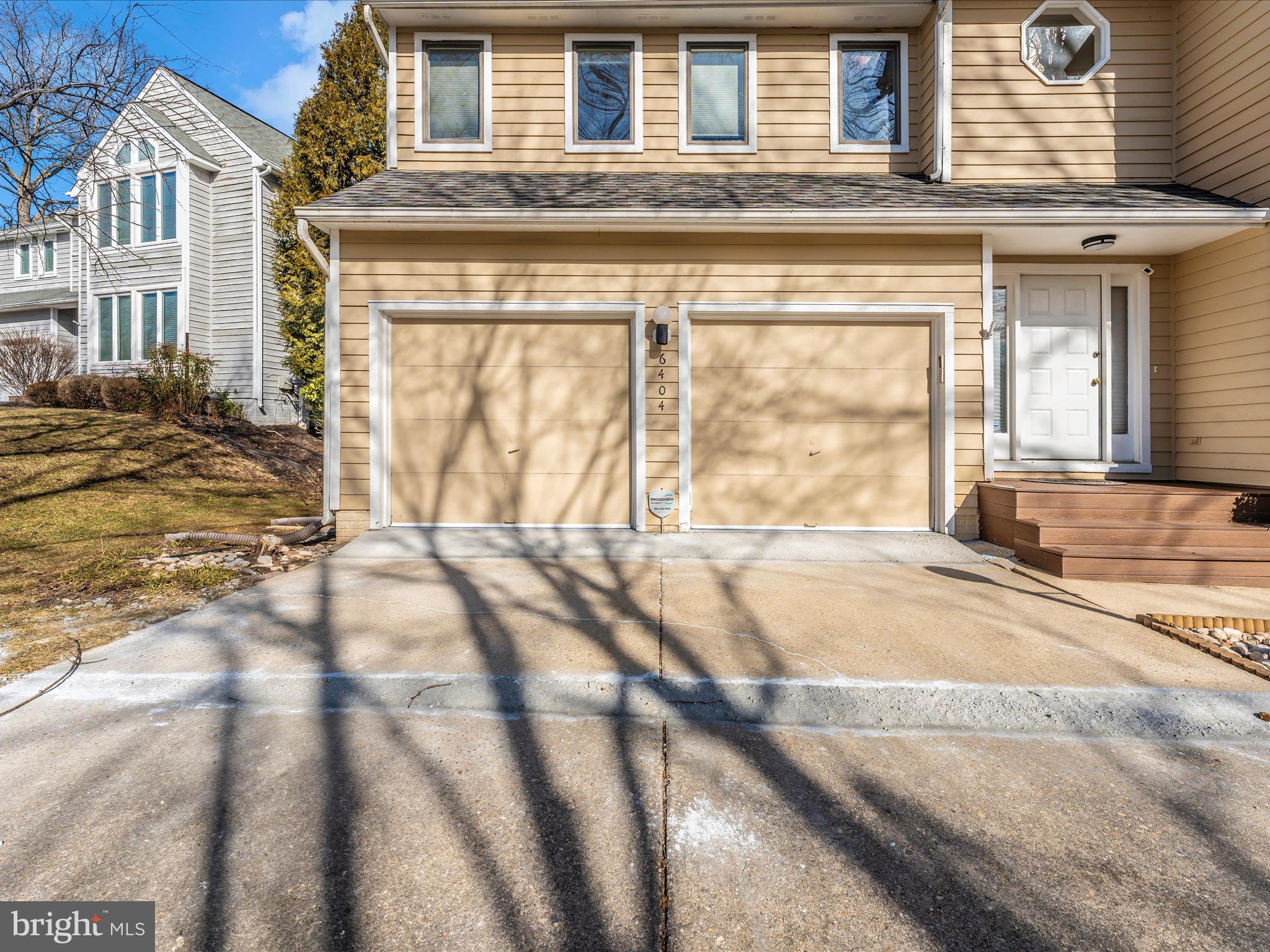 VILLAGE OF LONG REACH - Residential