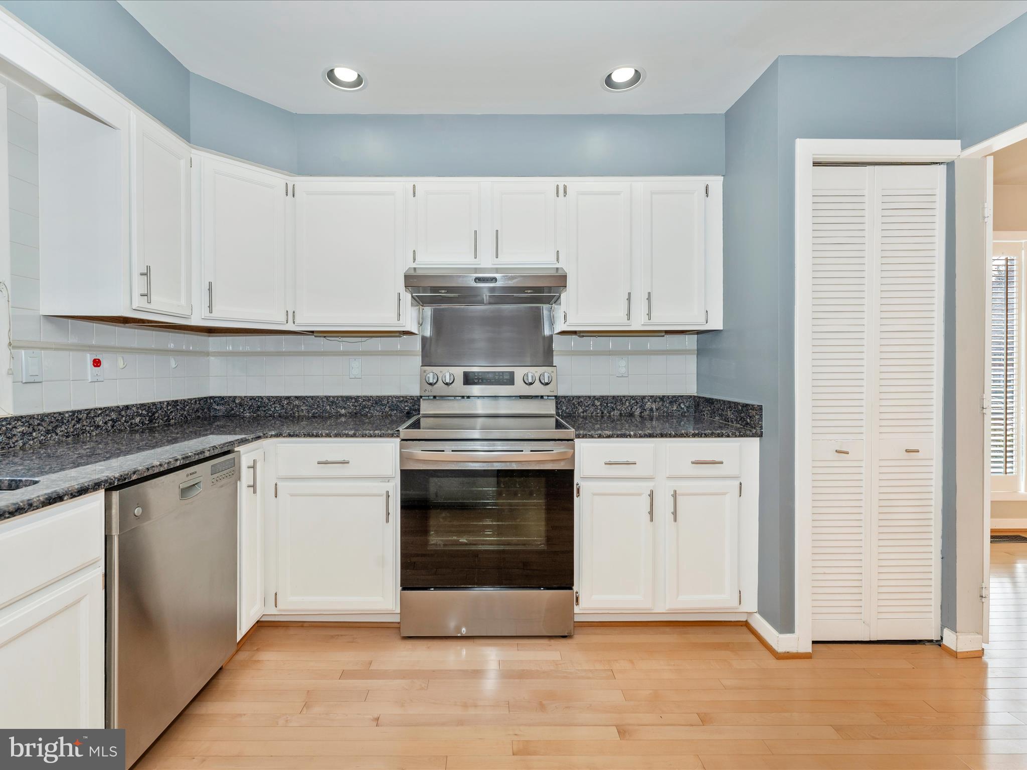 VILLAGE OF LONG REACH - Residential