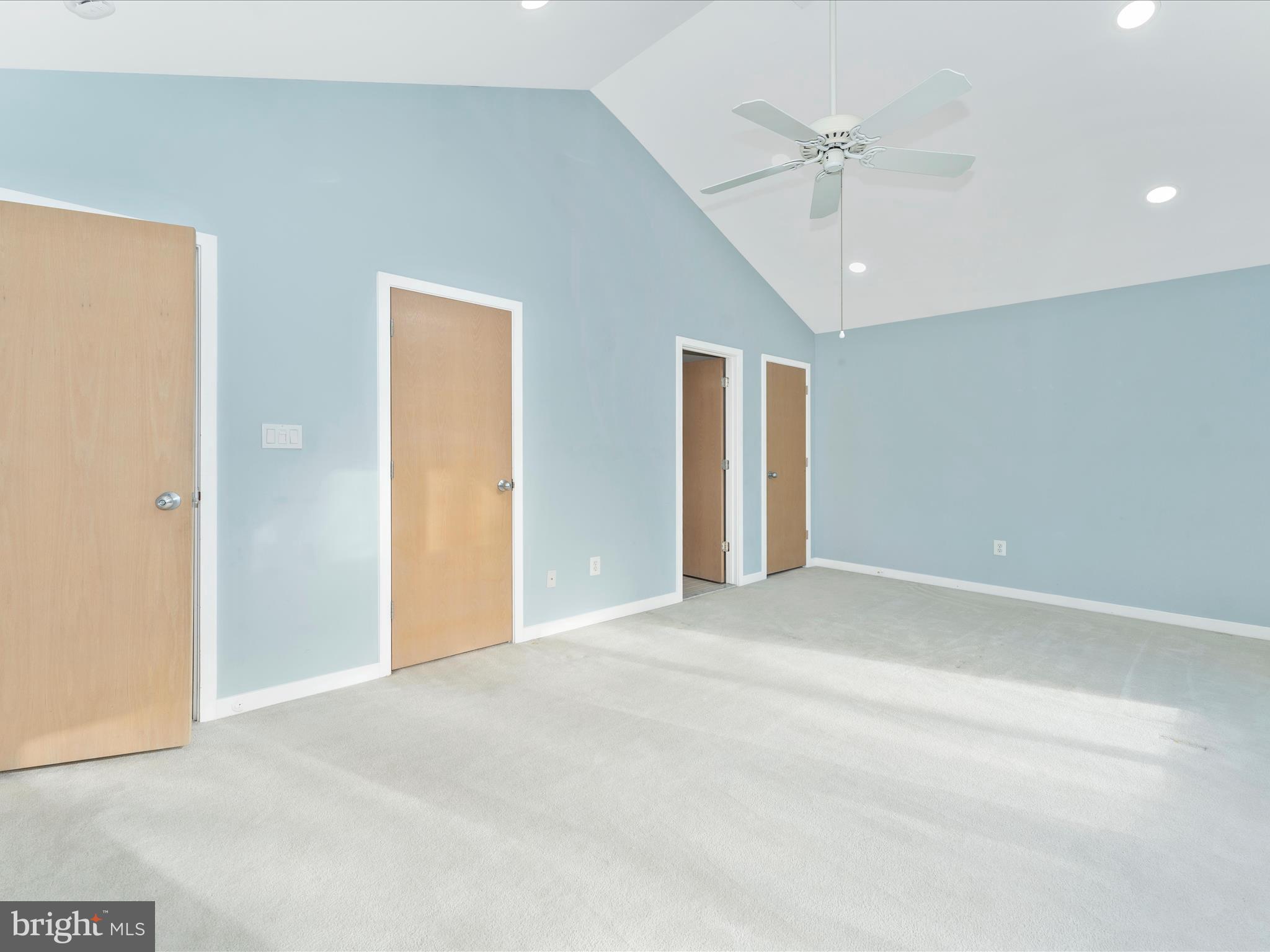 VILLAGE OF LONG REACH - Residential