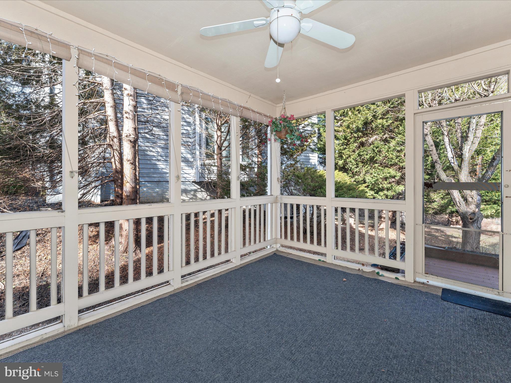 VILLAGE OF LONG REACH - Residential