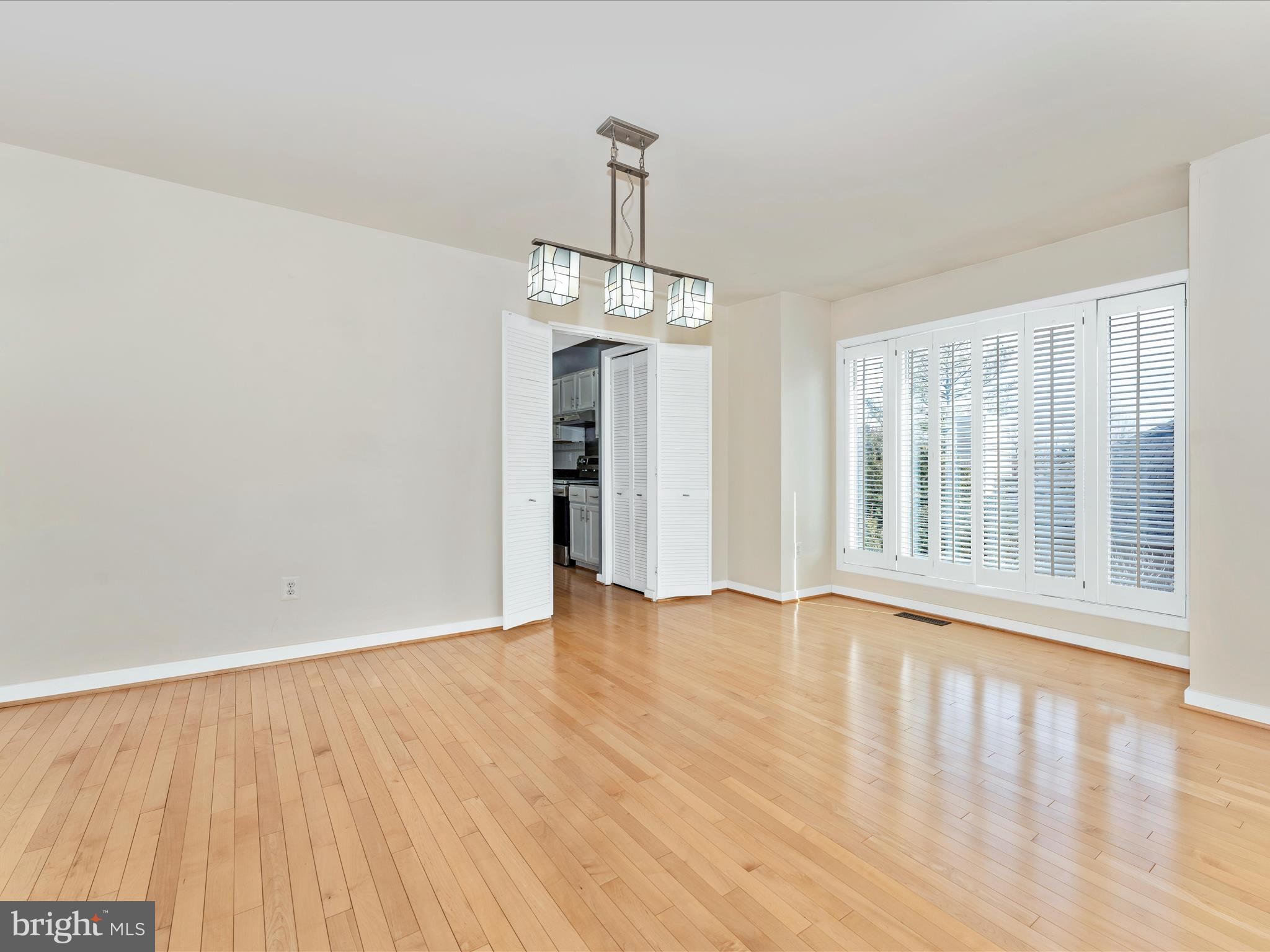 VILLAGE OF LONG REACH - Residential