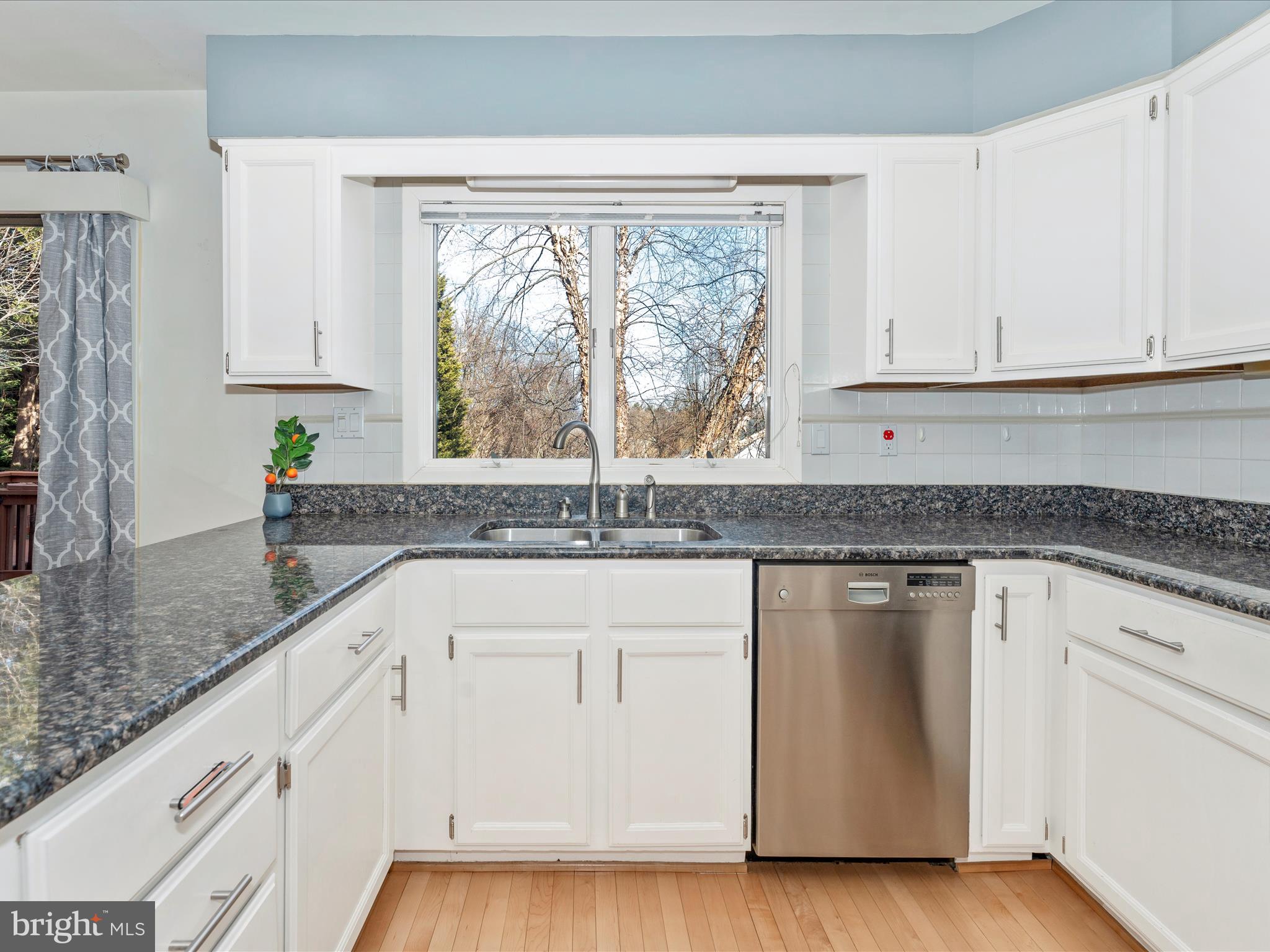 VILLAGE OF LONG REACH - Residential