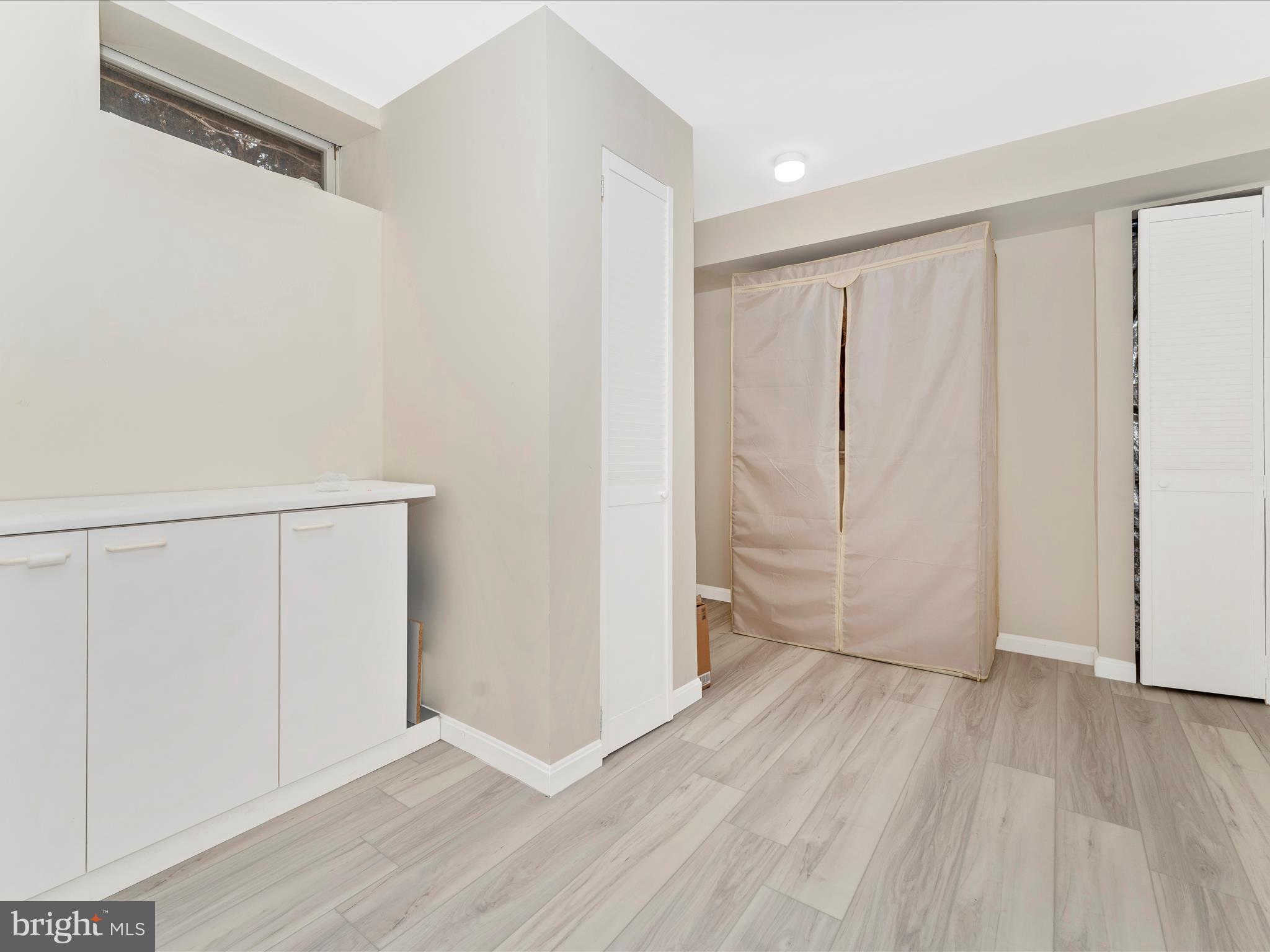 VILLAGE OF LONG REACH - Residential