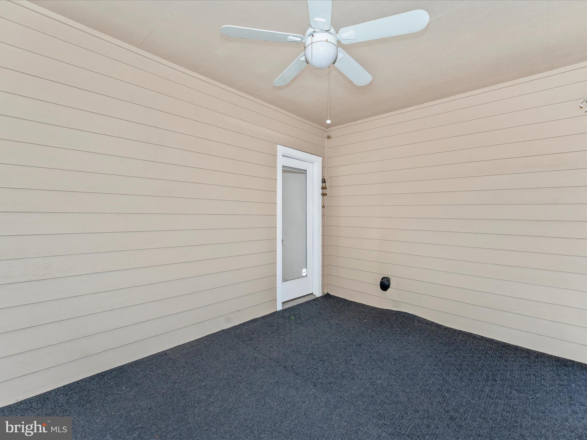 VILLAGE OF LONG REACH - Residential