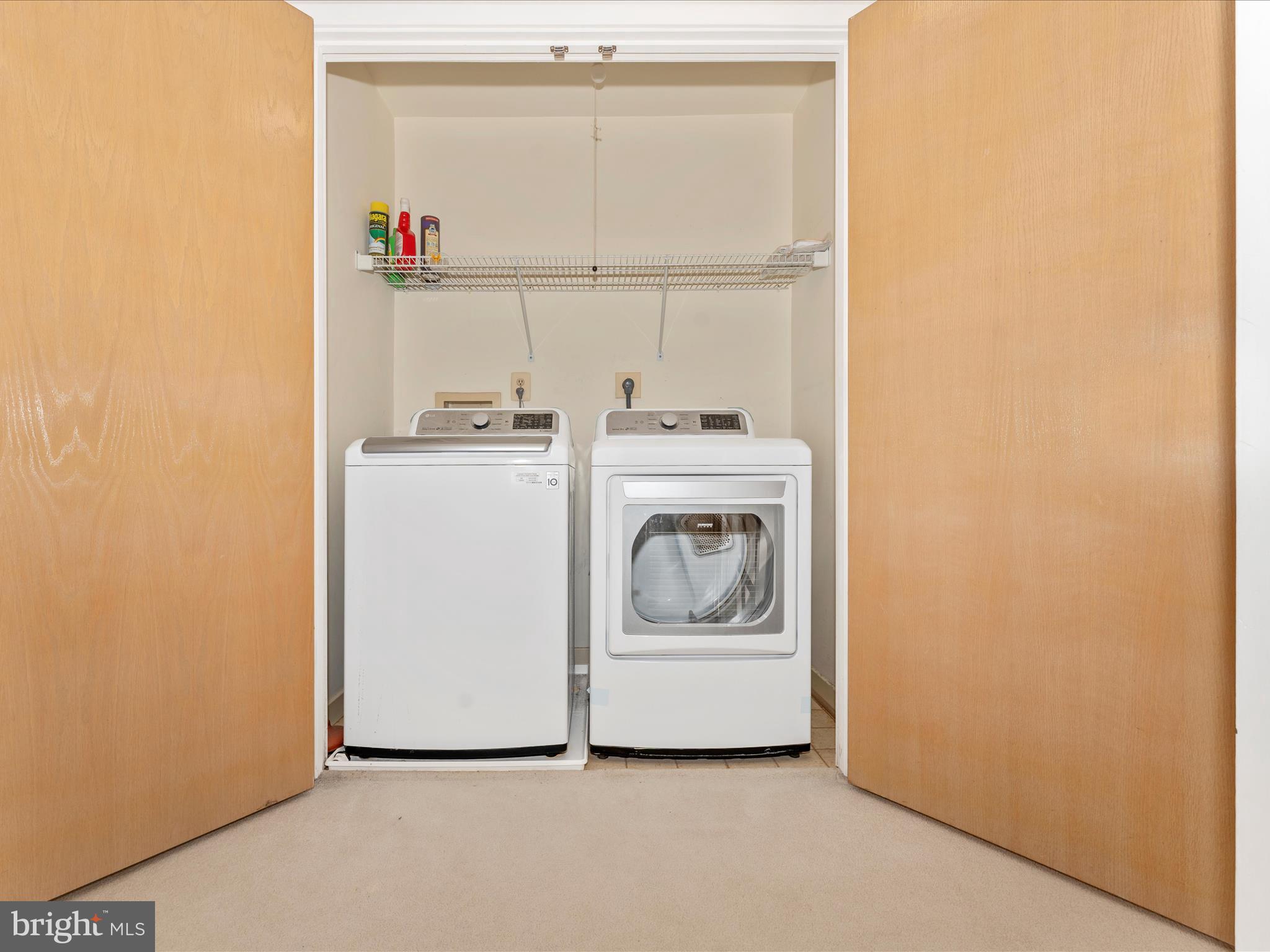 VILLAGE OF LONG REACH - Residential