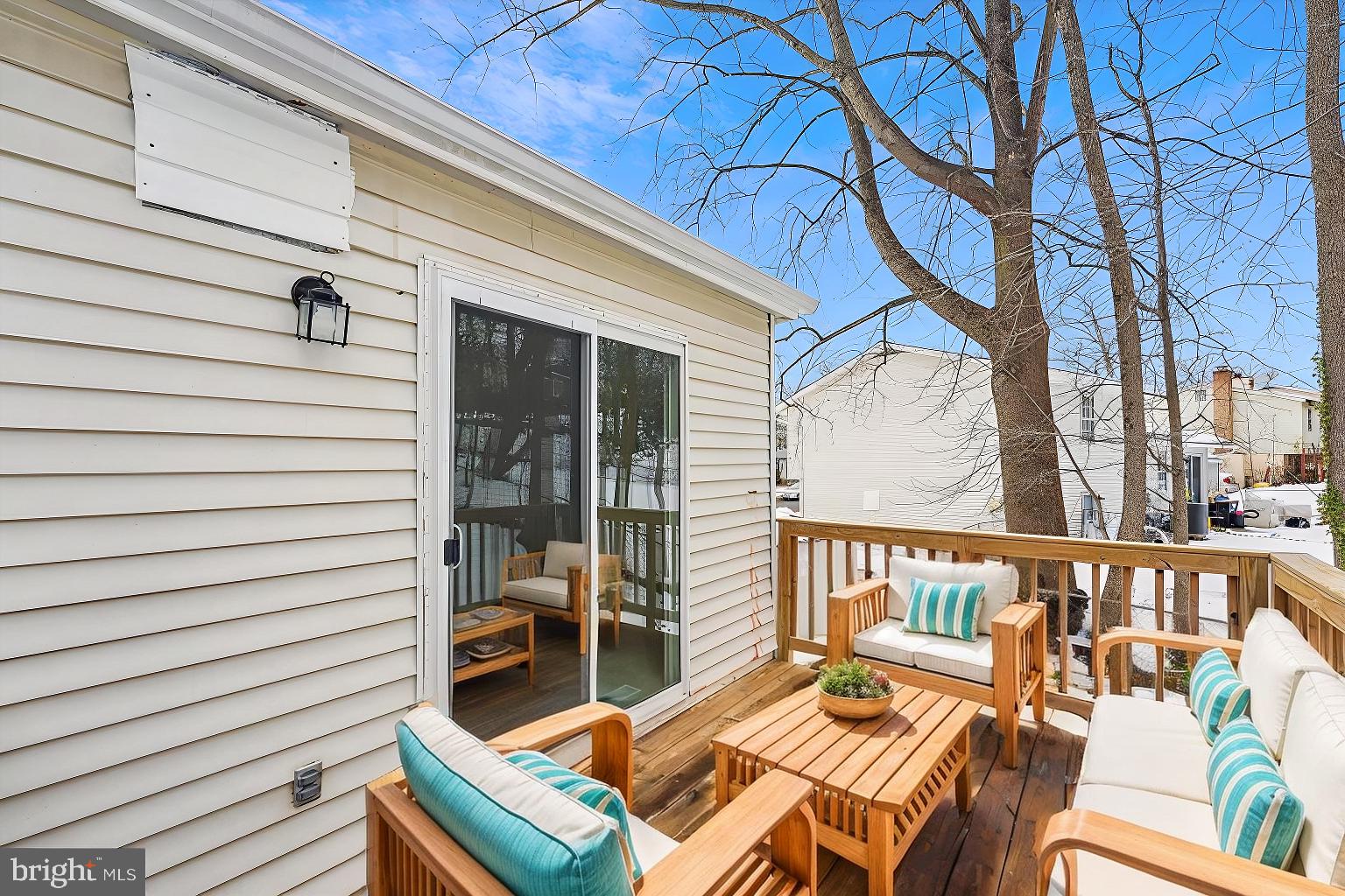 DANIA HILLS - Residential