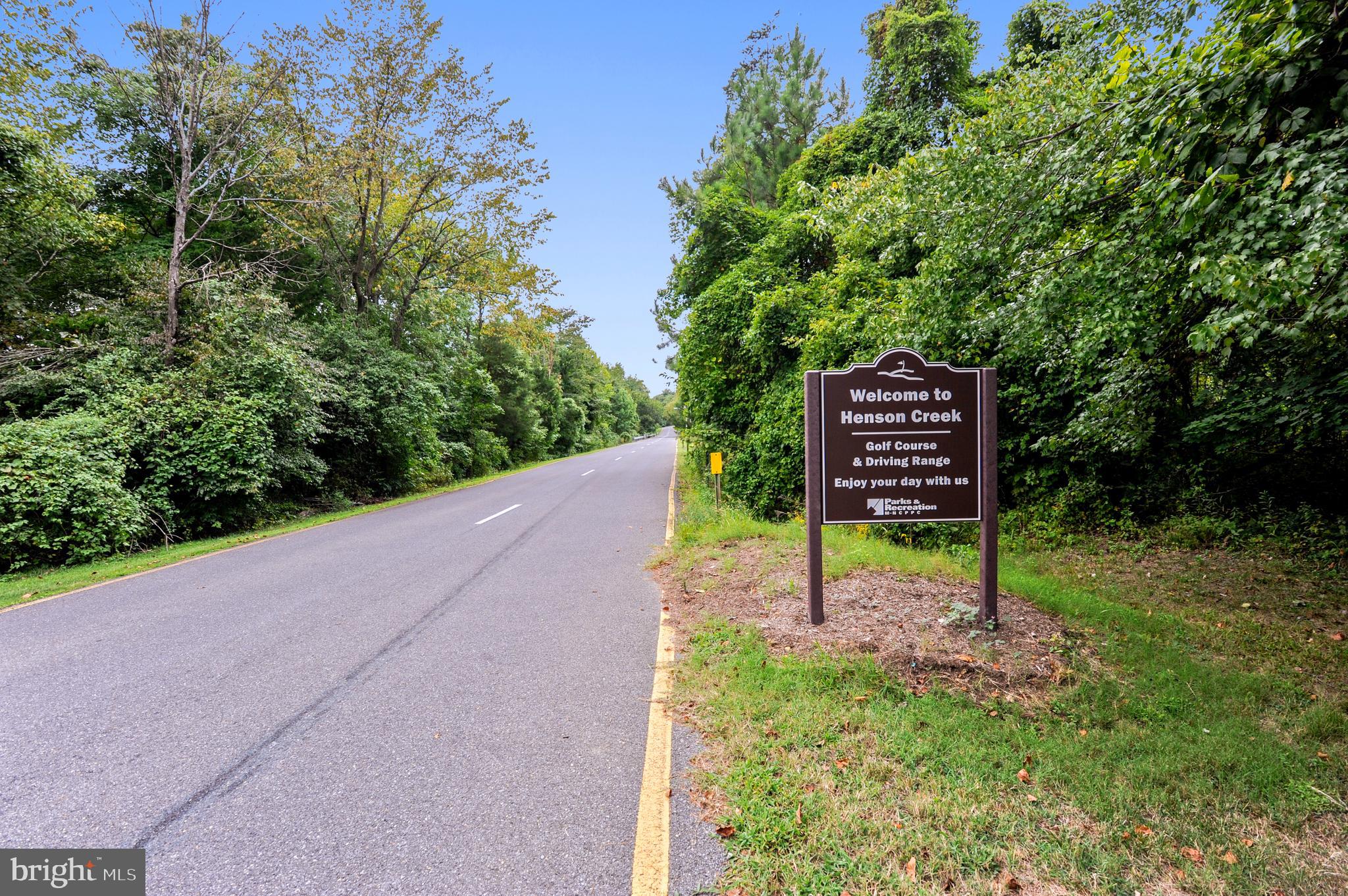 DANIA HILLS - Residential