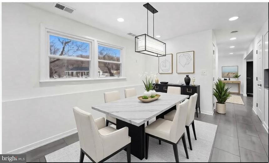 DANIA HILLS - Residential