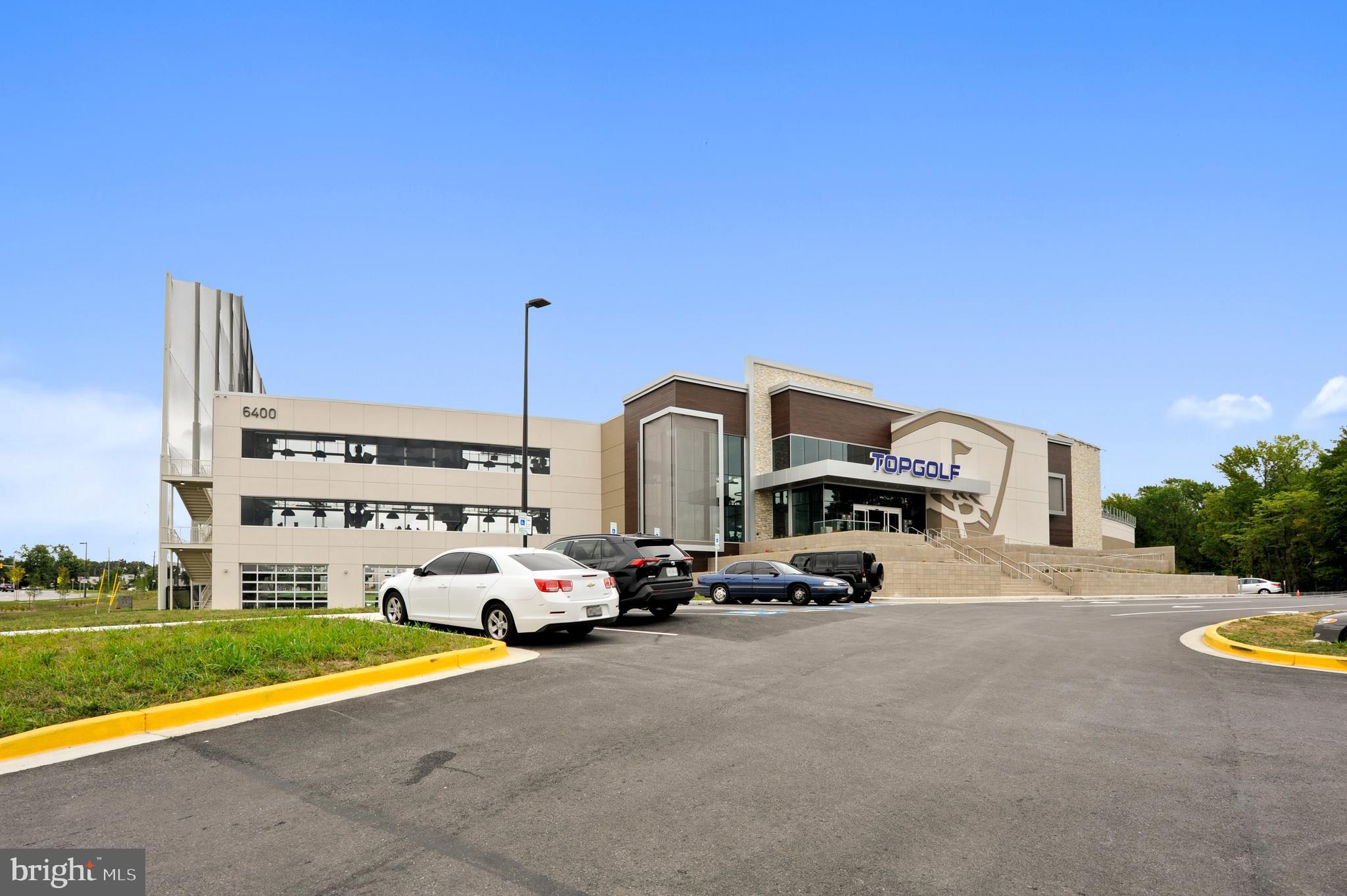 DANIA HILLS - Residential