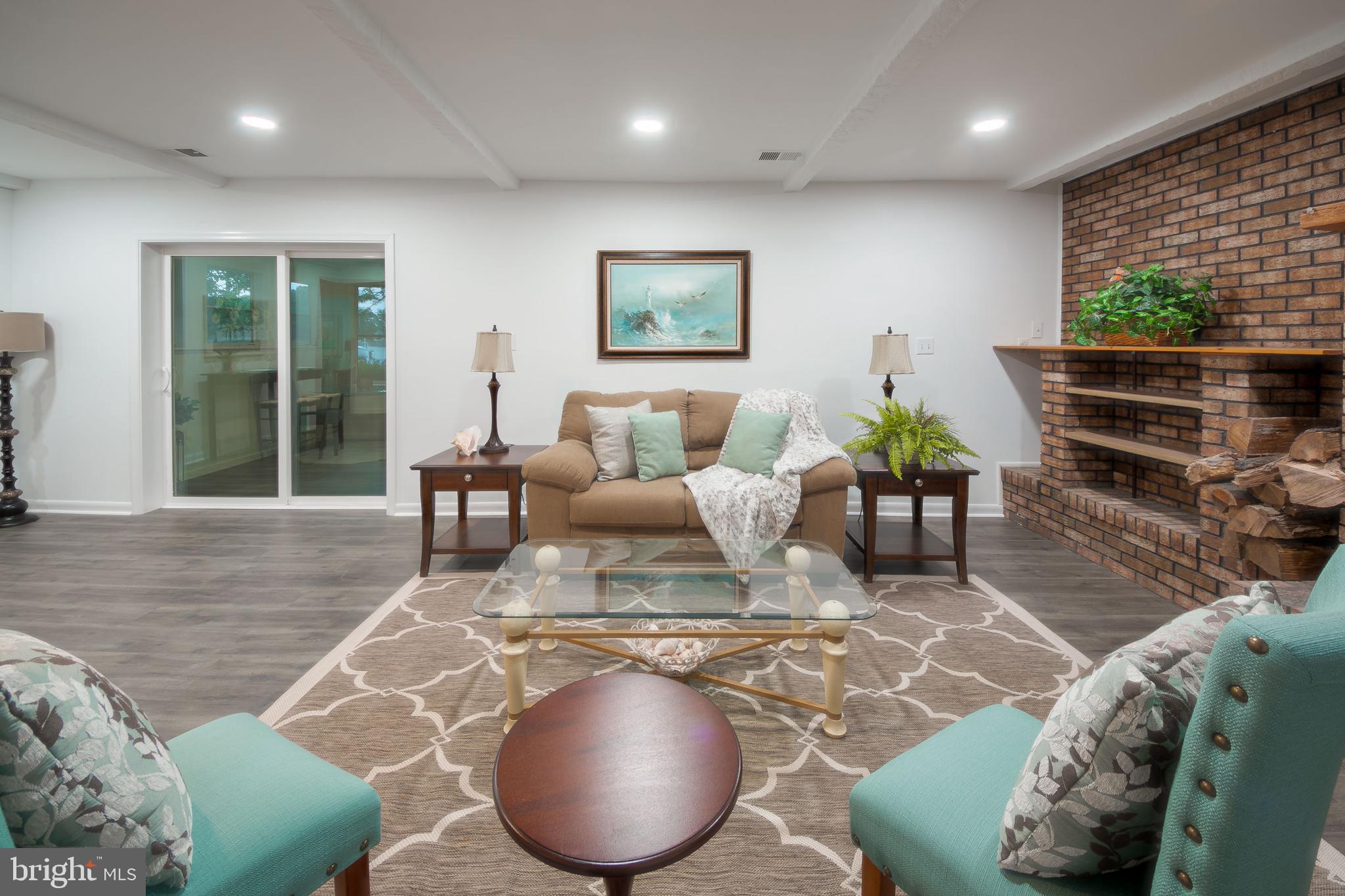 GOVERNOR GRASON MANOR - Residential