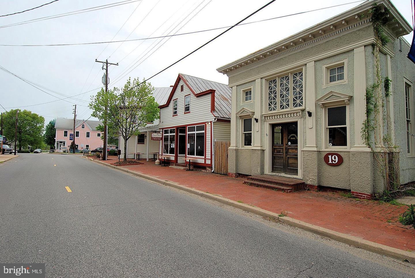 GOVERNOR GRASON MANOR - Residential