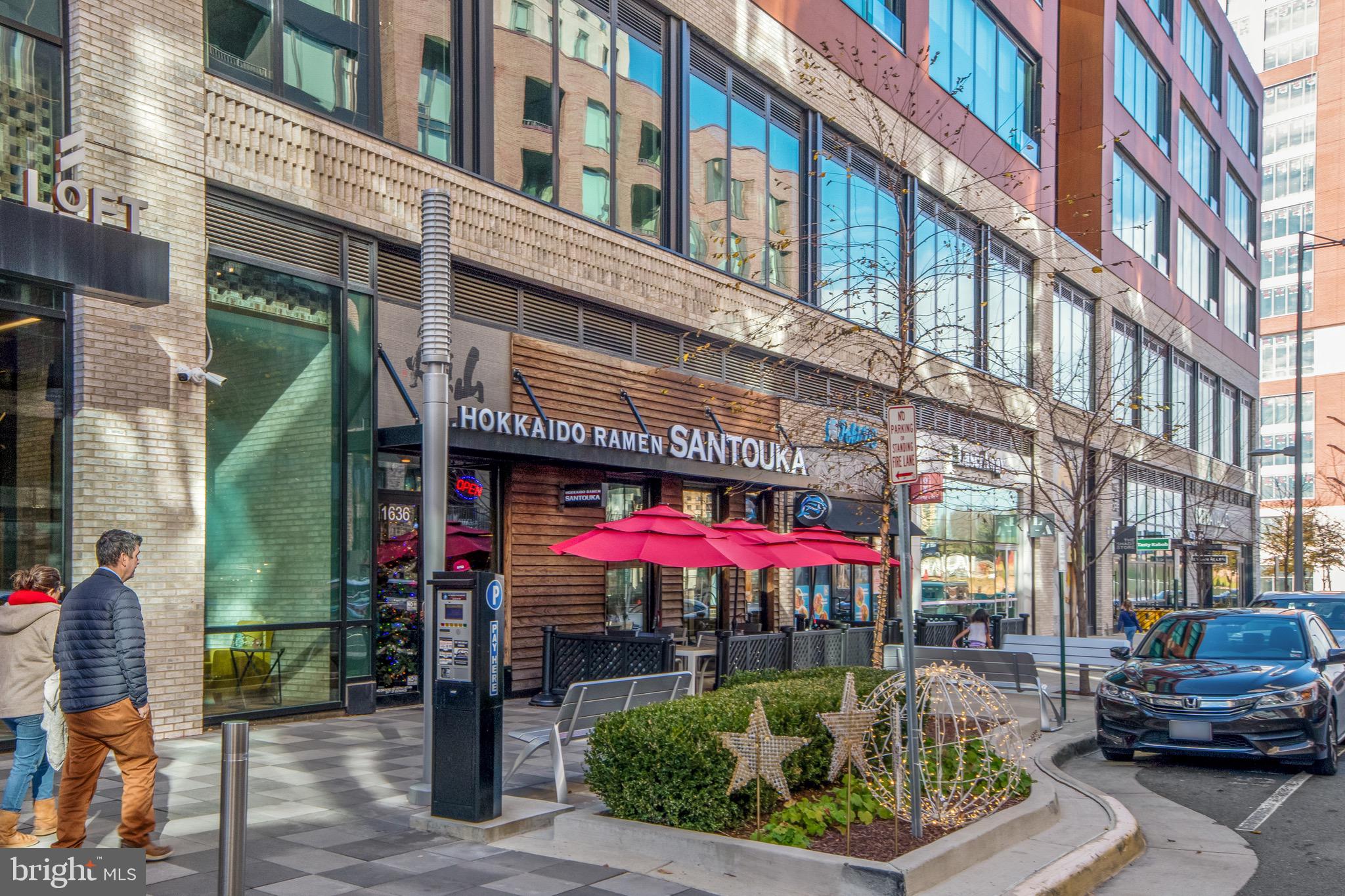 ROTONDA - Residential Lease