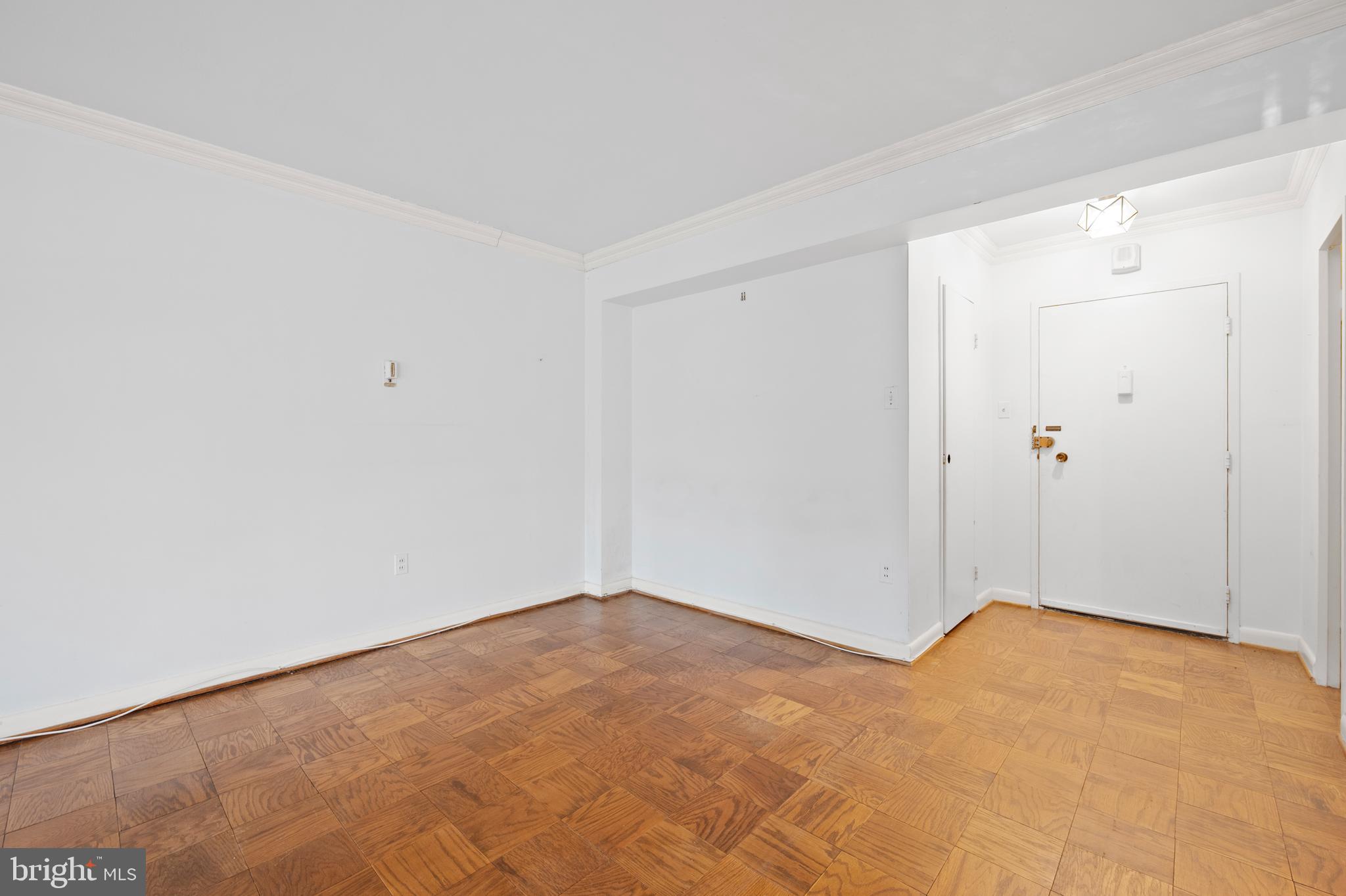 4201 CATHEDRAL AVENUE NW 111E