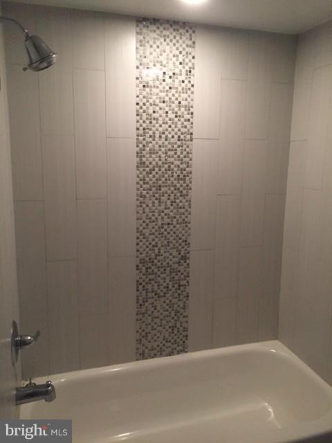 CARDINAL FOREST - Residential Lease