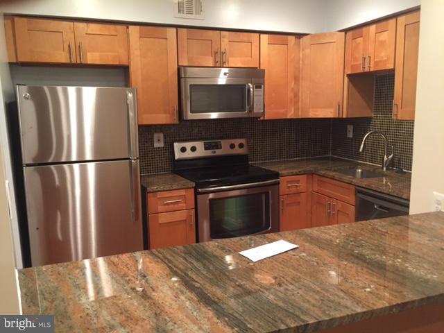 CARDINAL FOREST - Residential Lease