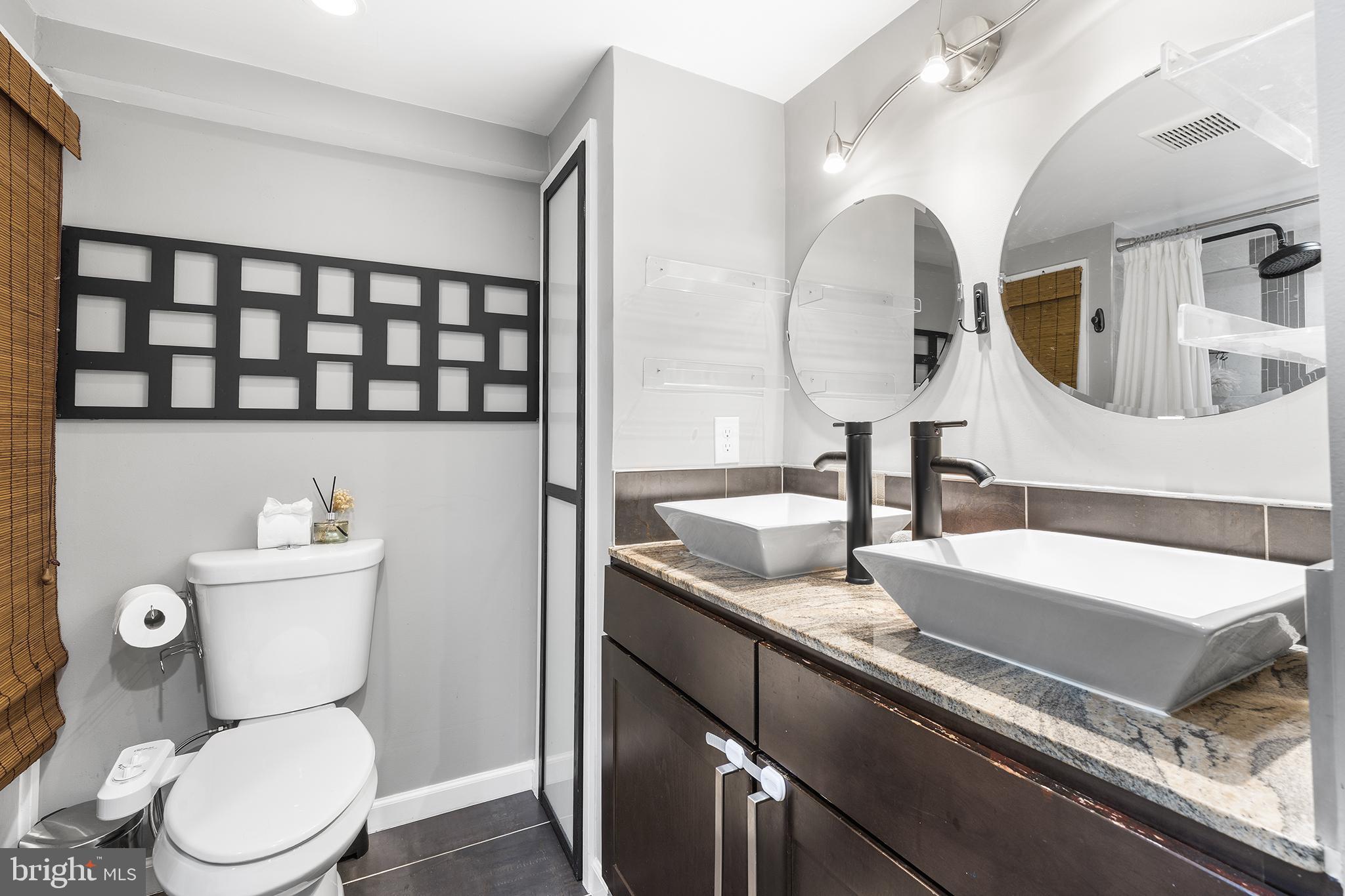 CALIFORNIA GROVE - Residential