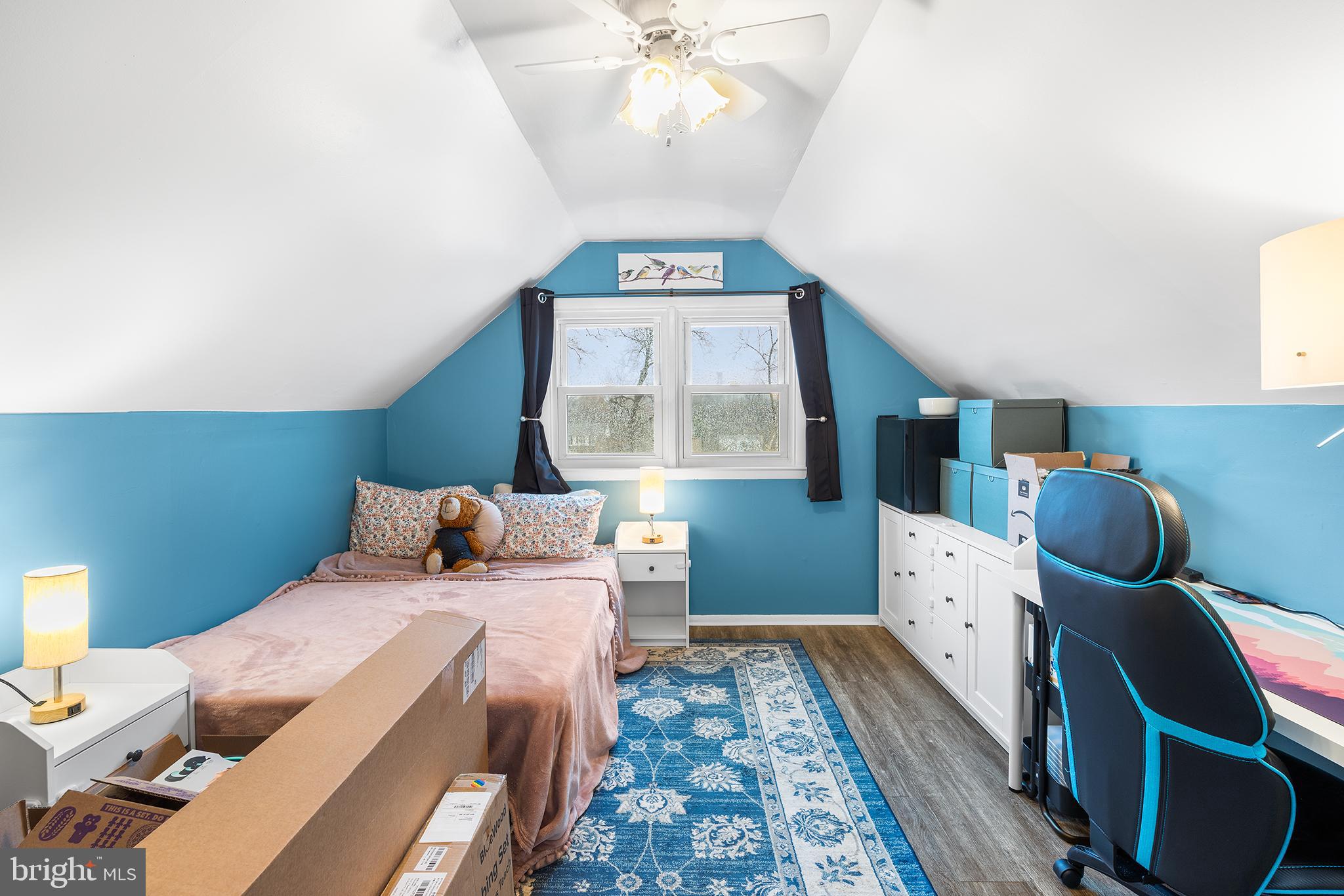 CALIFORNIA GROVE - Residential