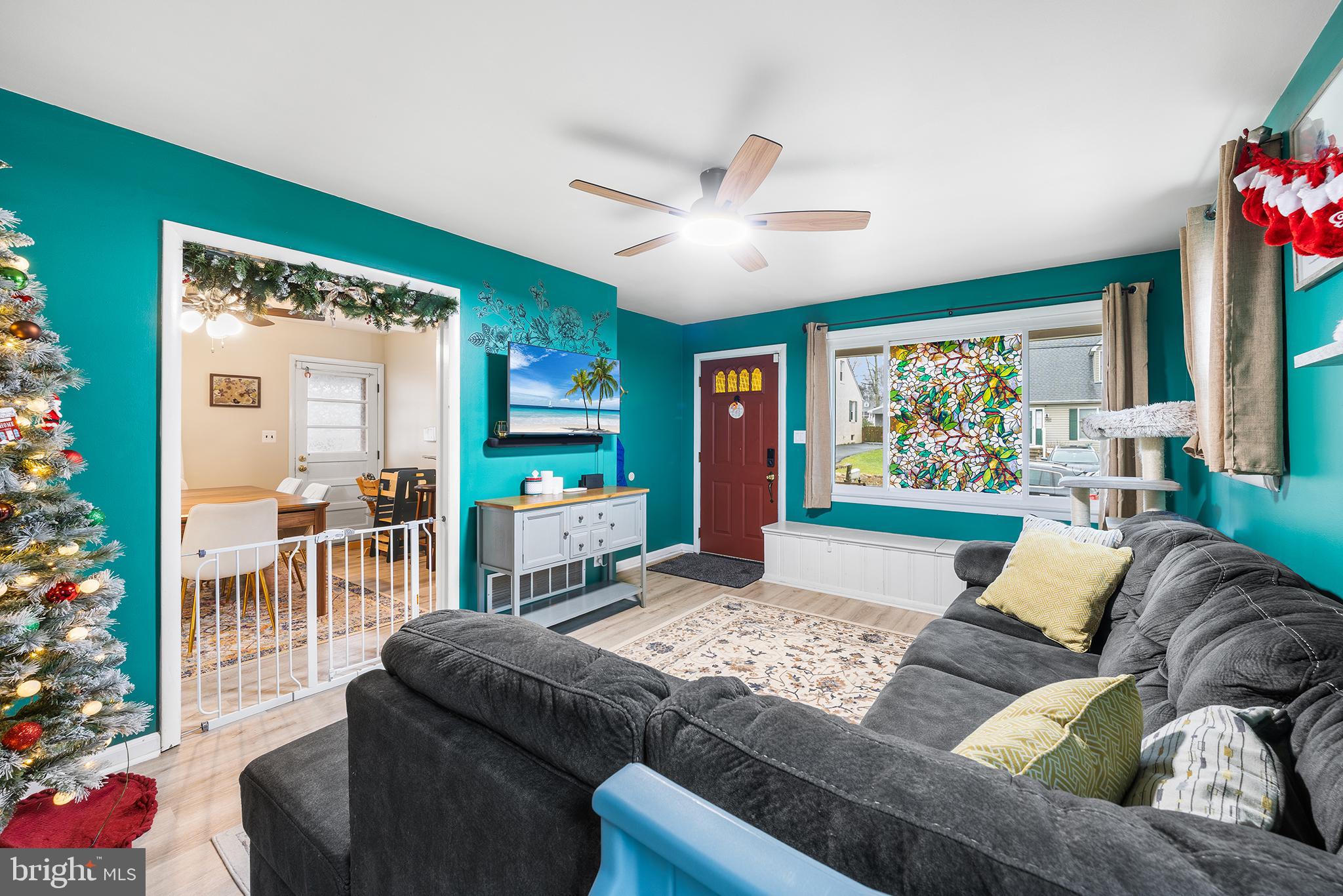 CALIFORNIA GROVE - Residential