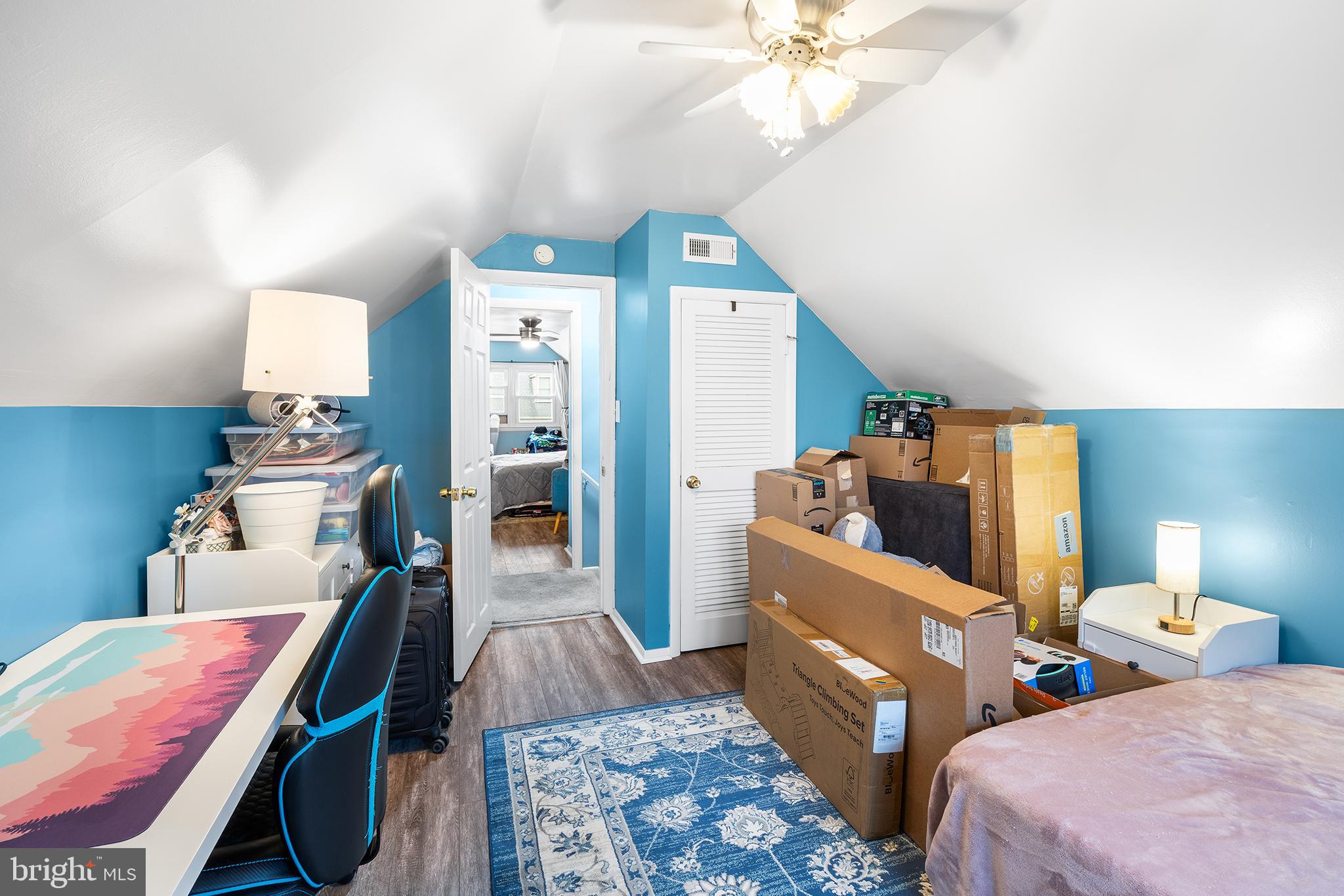 CALIFORNIA GROVE - Residential